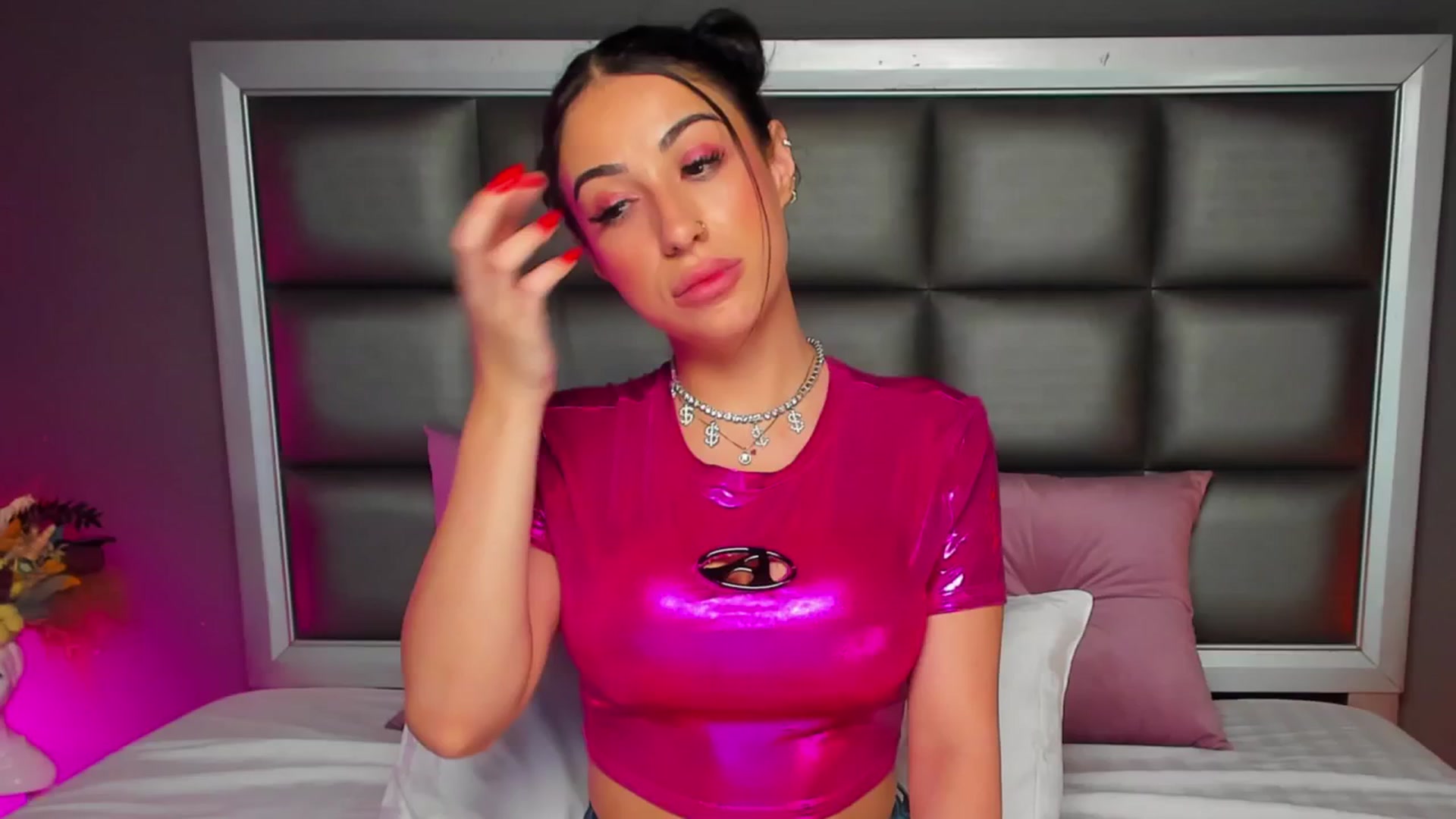 Gallery image thumbnail from AnaisBloom's myfreecams stream on, 07/01/2025, 02:48 image 17 of 20