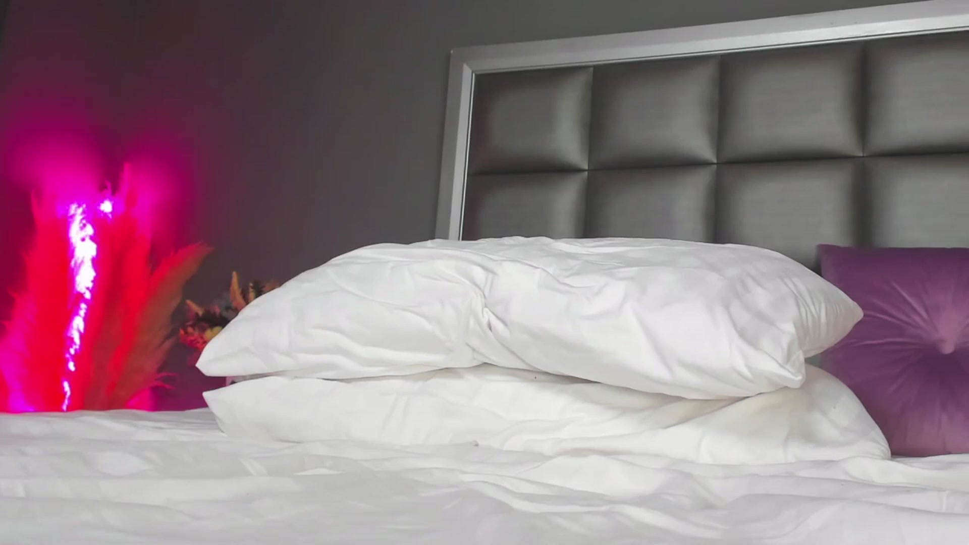 Gallery image thumbnail from AnaisBloom's myfreecams stream on, 11/10/2025, 03:27 image 8 of 20