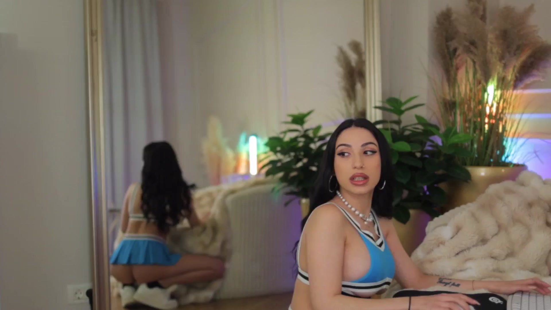 Gallery image thumbnail from AnaisBloom's myfreecams stream on, 04/29/2026, 02:46 image 1 of 20