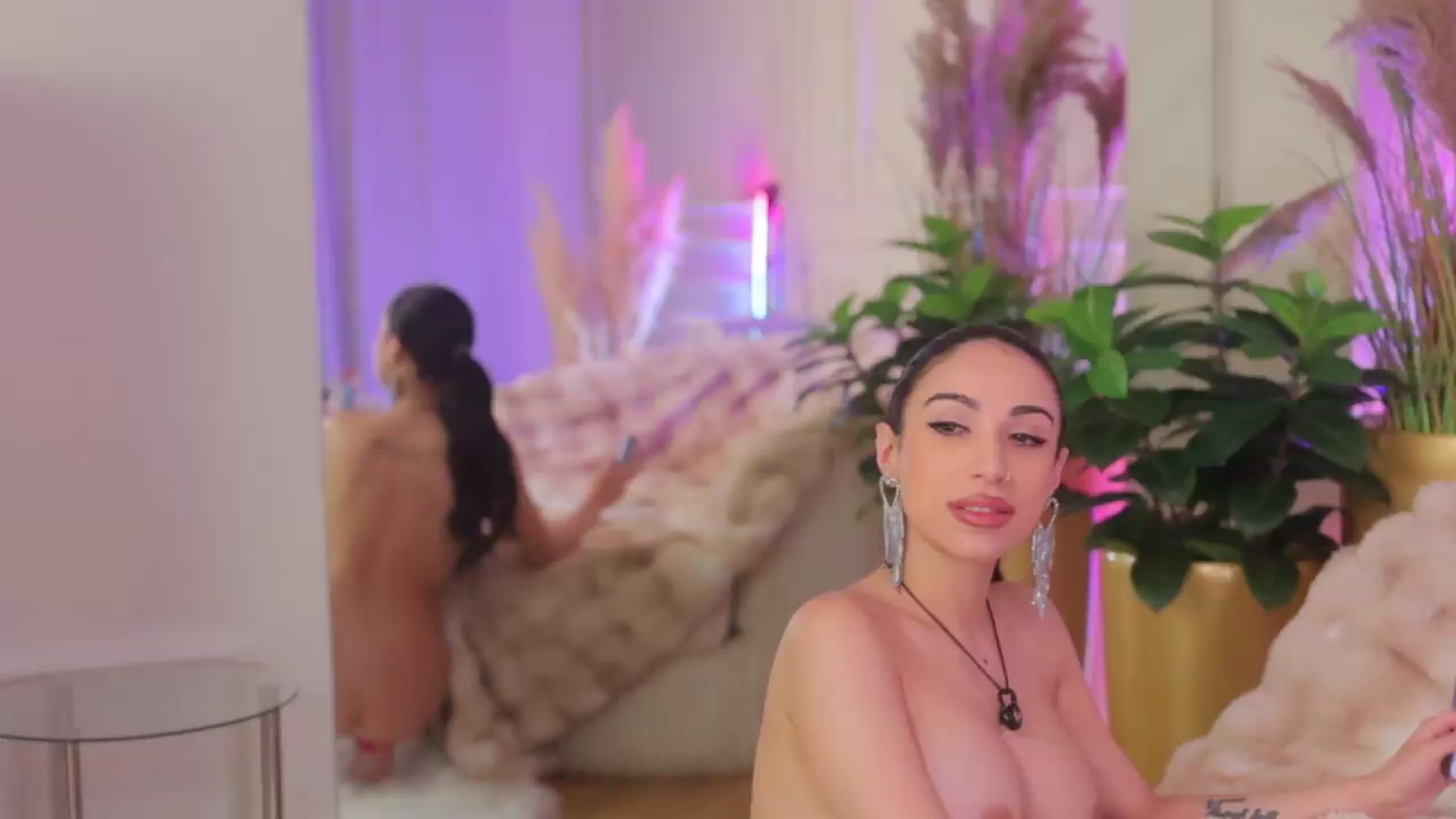 Gallery image thumbnail from AnaisBloom's myfreecams stream on, 06/16/2026, 02:38 image 3 of 20
