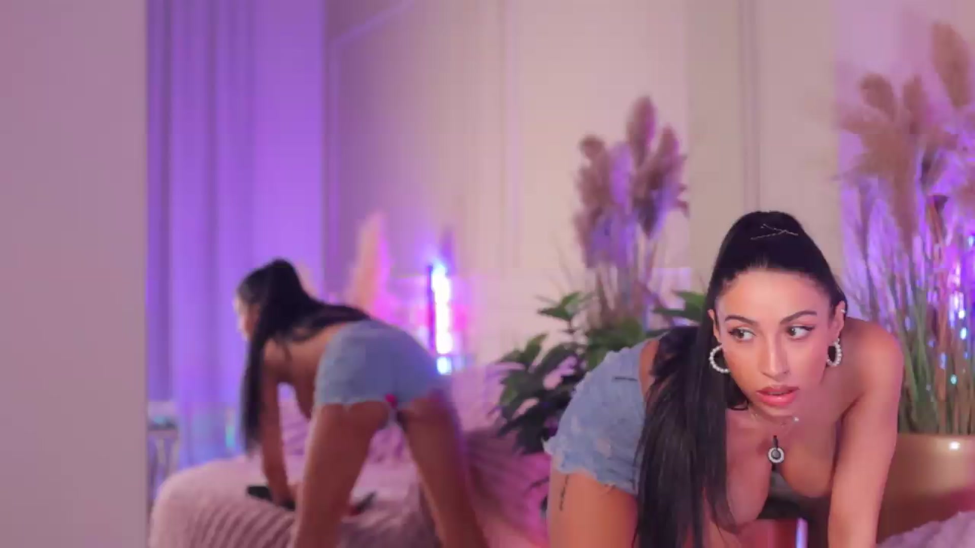 Gallery image thumbnail from AnaisBloom's myfreecams stream on, 07/09/2026, 02:37 image 3 of 20
