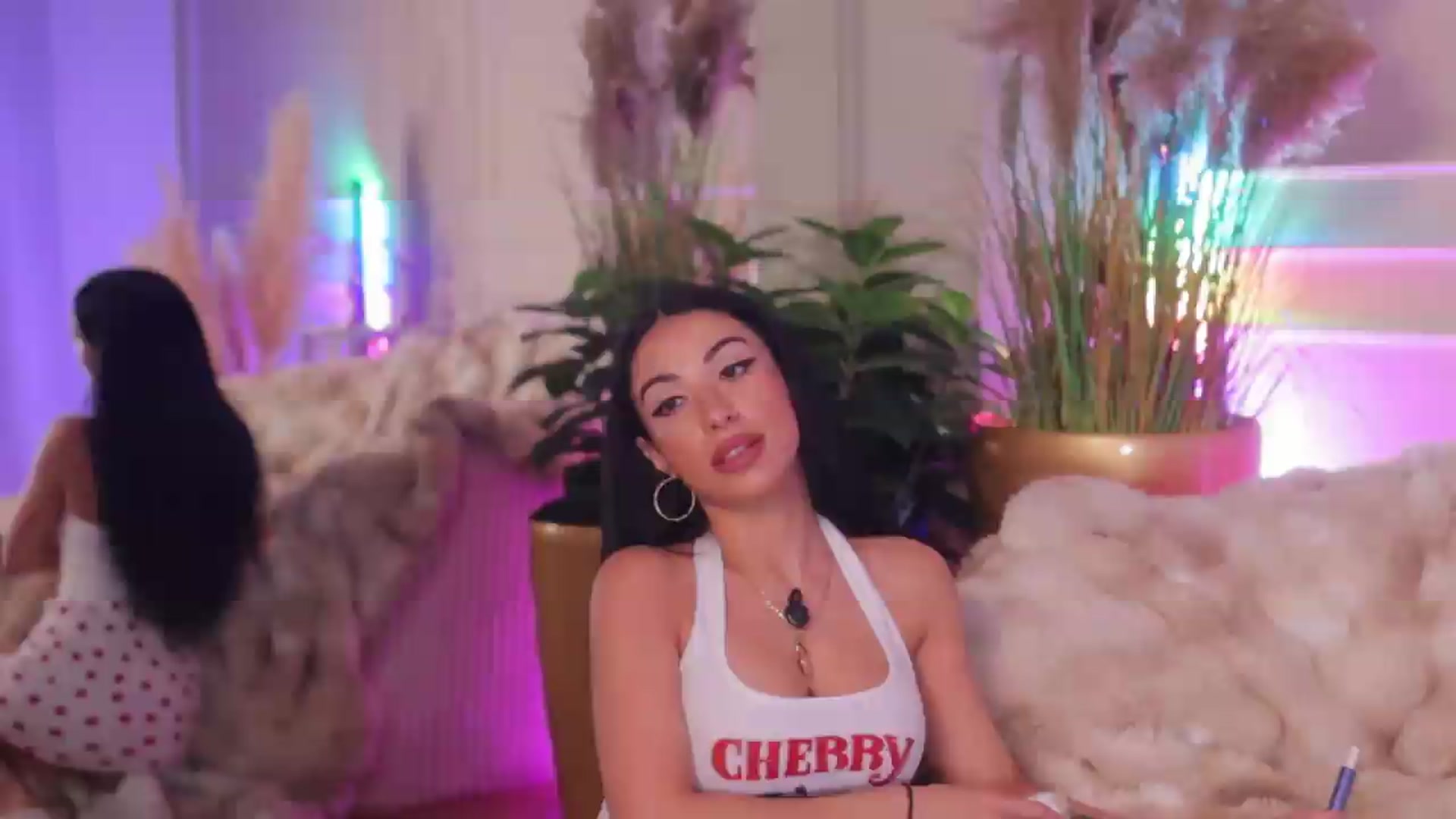 Gallery image thumbnail from AnaisBloom's myfreecams stream on, 08/12/2026, 24:43 image 5 of 20