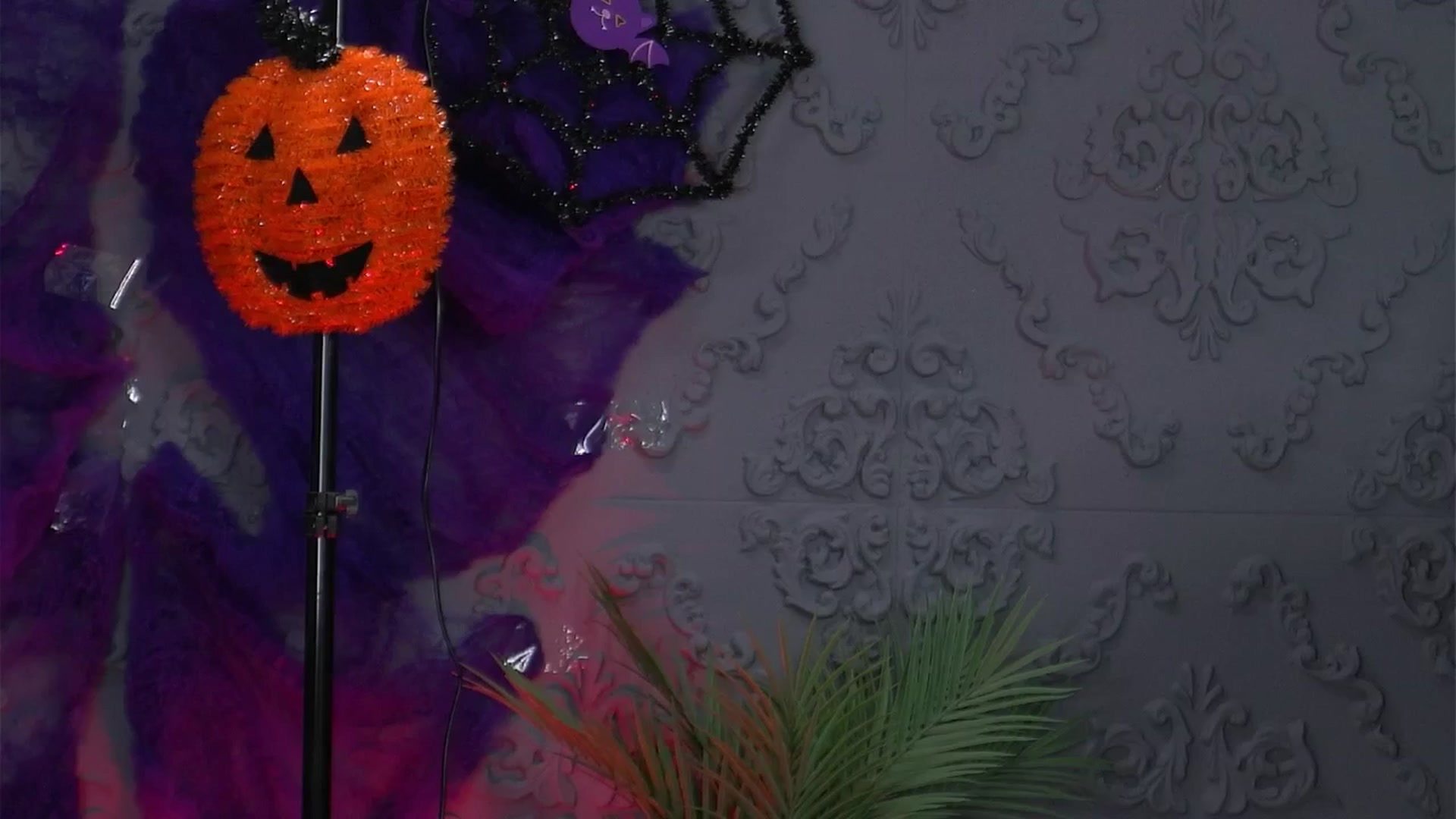 Gallery image thumbnail from AnaisLeblanc's myfreecams stream on, 10/29/2025, 08:56 image 2 of 20