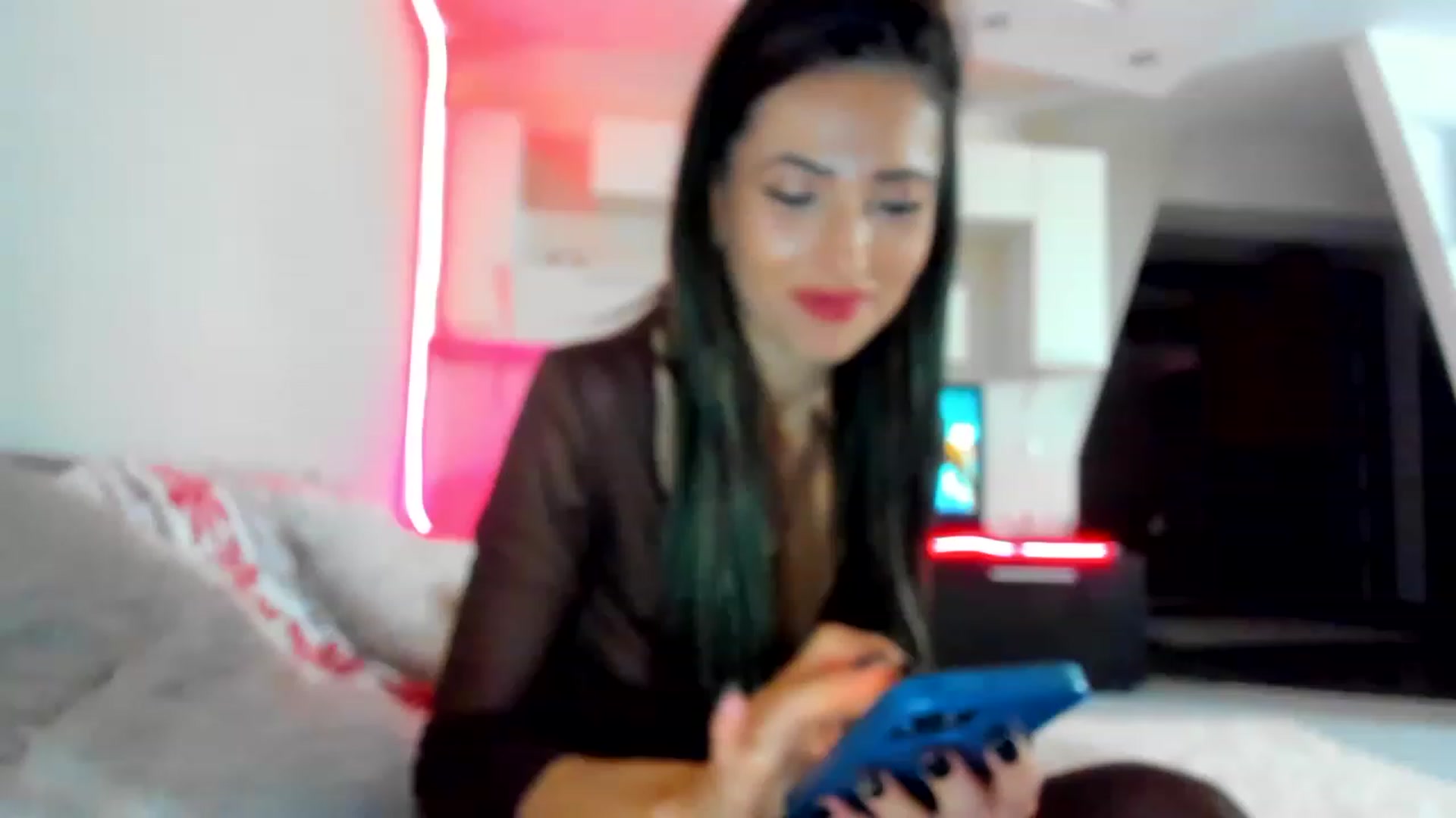 Gallery image thumbnail from AnalWitASmile's myfreecams stream on, 12/02/2022, 03:06 image 10 of 20