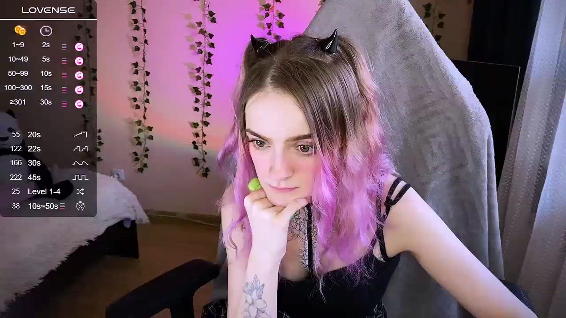 Gallery image thumbnail from Anamelia's myfreecams stream on, 11/19/2023, 12:47 image 8 of 20