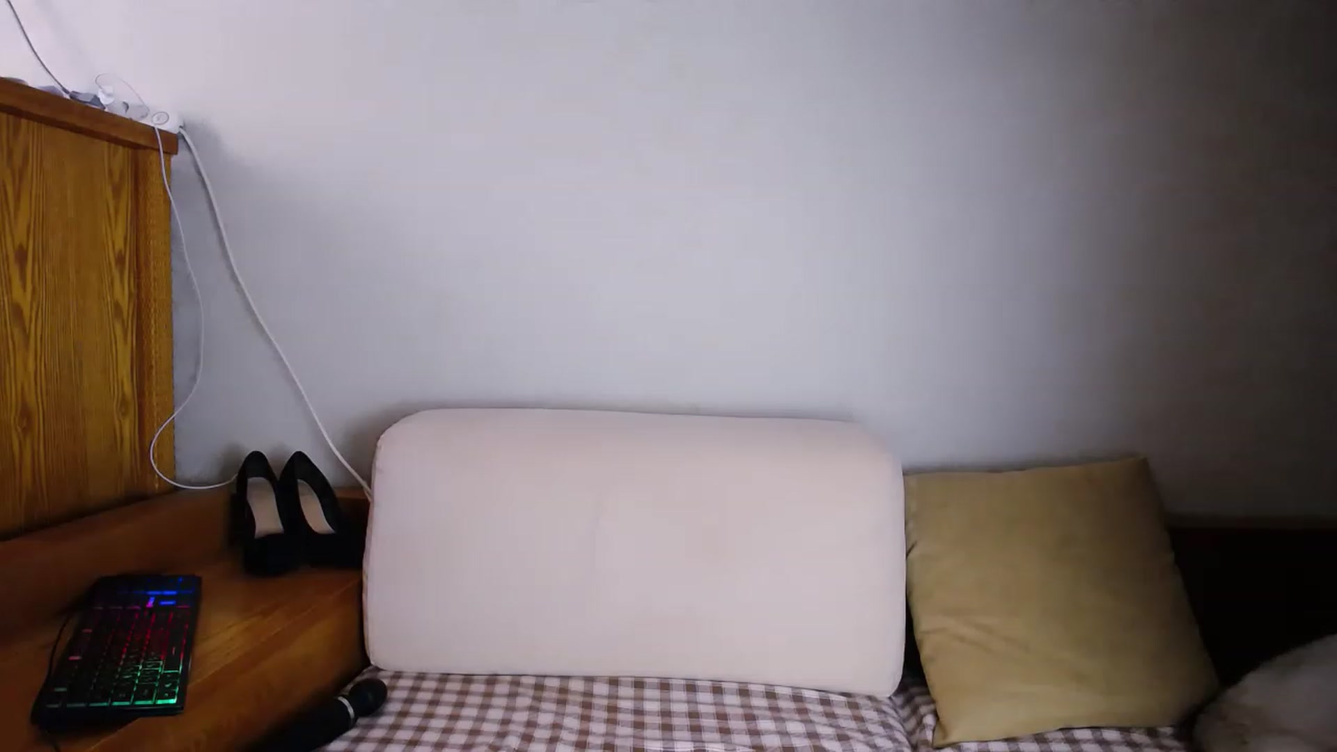 Gallery image thumbnail from AnasLoves's myfreecams stream on, 06/24/2023, 11:10 image 14 of 20