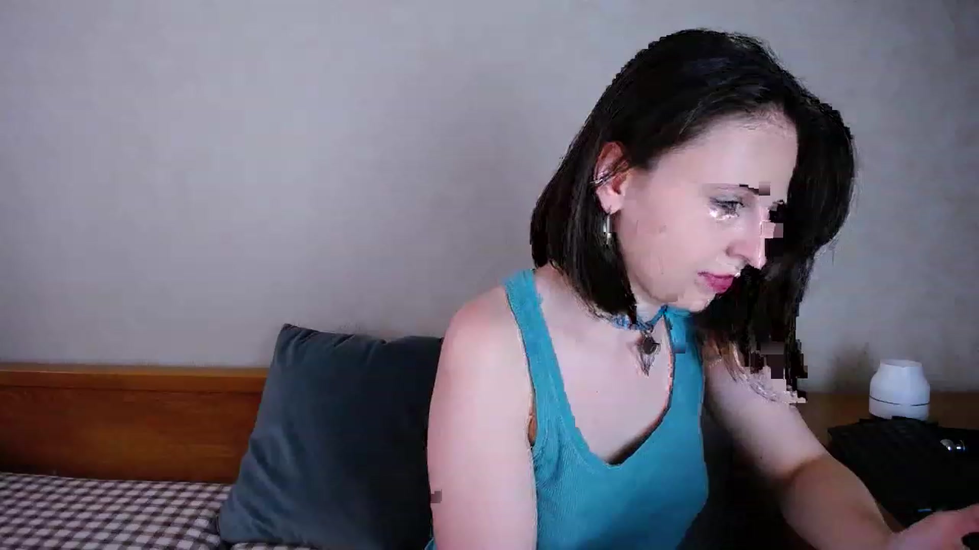 Gallery image thumbnail from AnasLoves's myfreecams stream on, 06/25/2023, 12:04 image 12 of 20