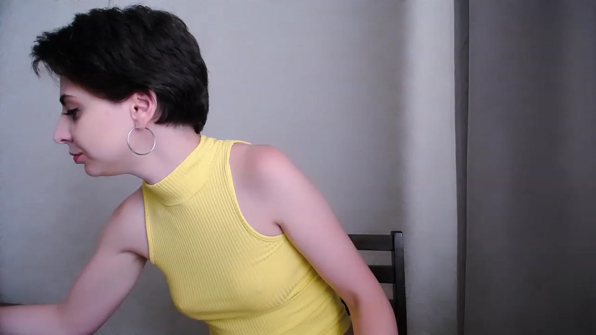 Gallery image thumbnail from AnasLoves's myfreecams stream on, 08/19/2023, 13:29 image 6 of 20