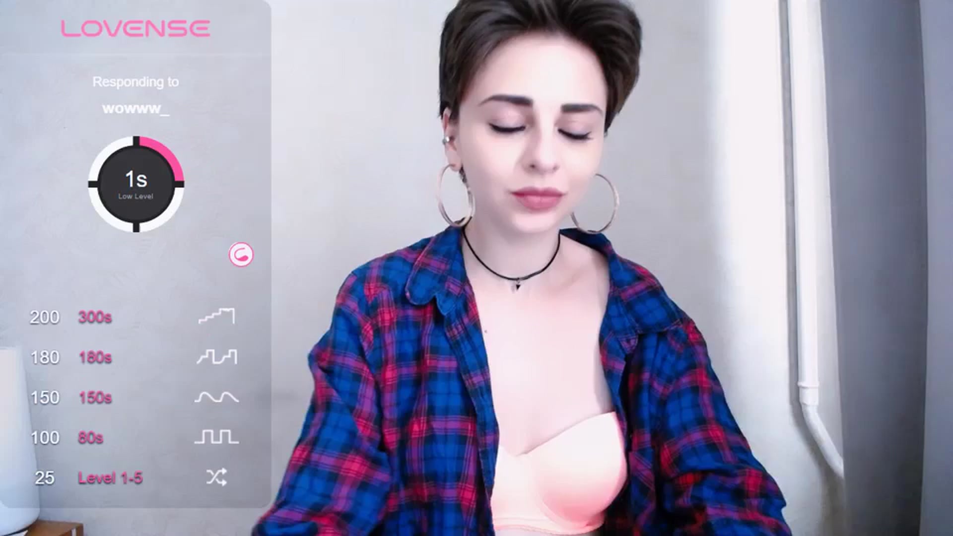 Gallery image thumbnail from AnasLoves's myfreecams stream on, 09/17/2023, 12:34 image 3 of 20