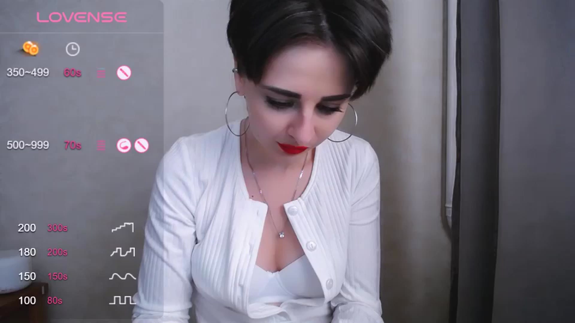 Gallery image thumbnail from AnasLoves's myfreecams stream on, 10/11/2023, 13:33 image 18 of 20