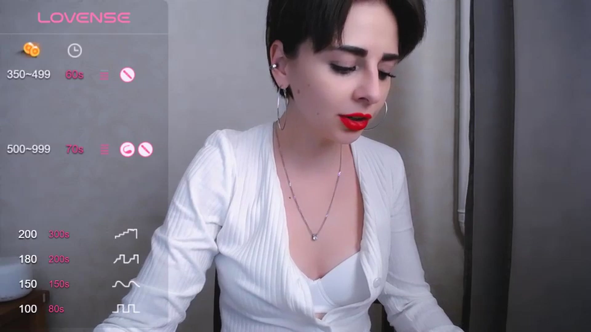 Gallery image thumbnail from AnasLoves's myfreecams stream on, 10/11/2023, 13:33 image 16 of 20