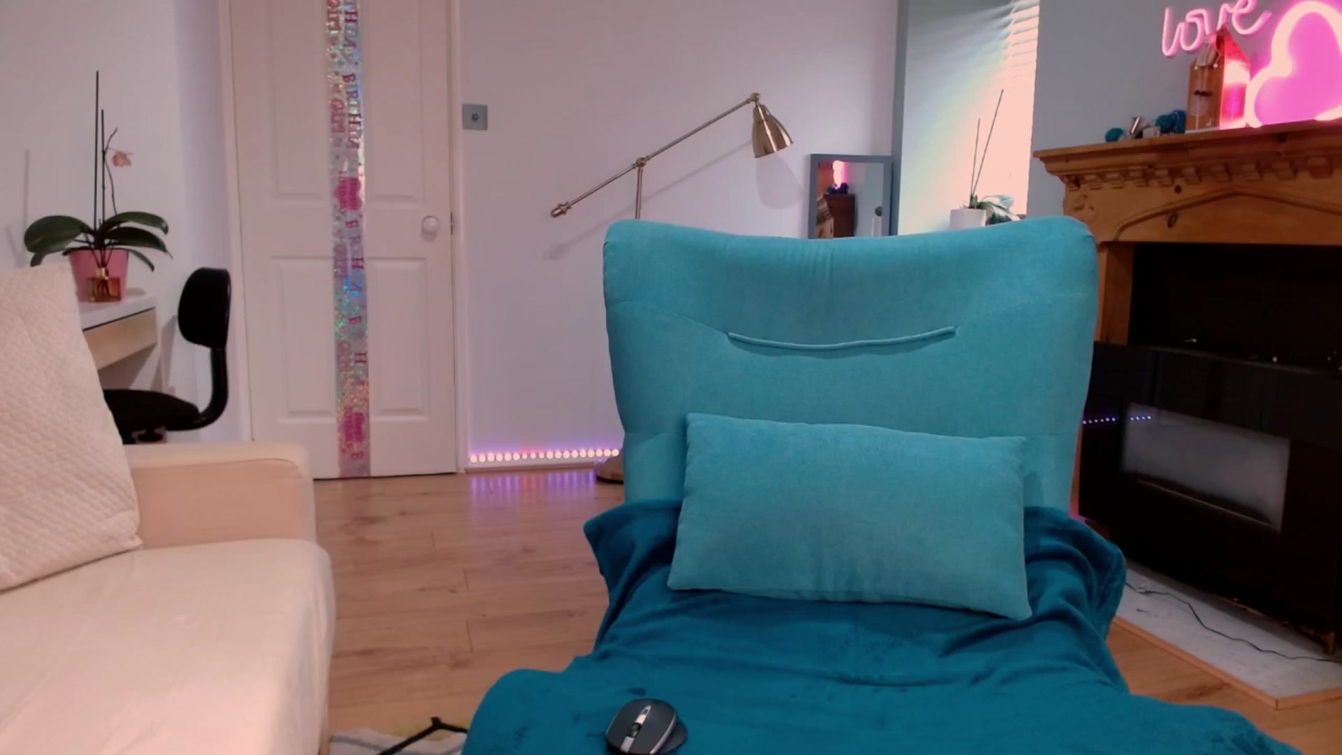 Gallery image thumbnail from Anastasia331's myfreecams stream on, 10/11/2023, 13:18 image 20 of 20