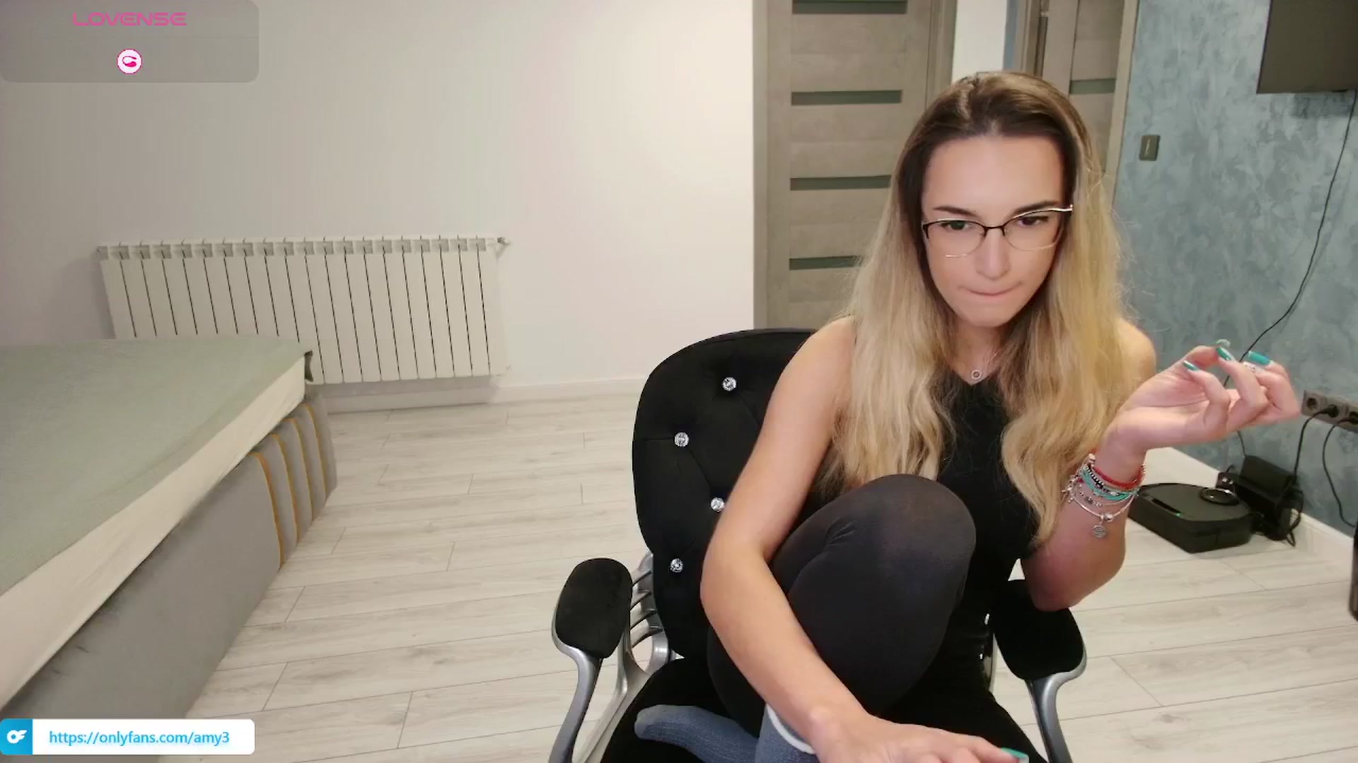 Gallery image thumbnail from Anastasia331's myfreecams stream on, 11/13/2024, 15:03 image 19 of 20