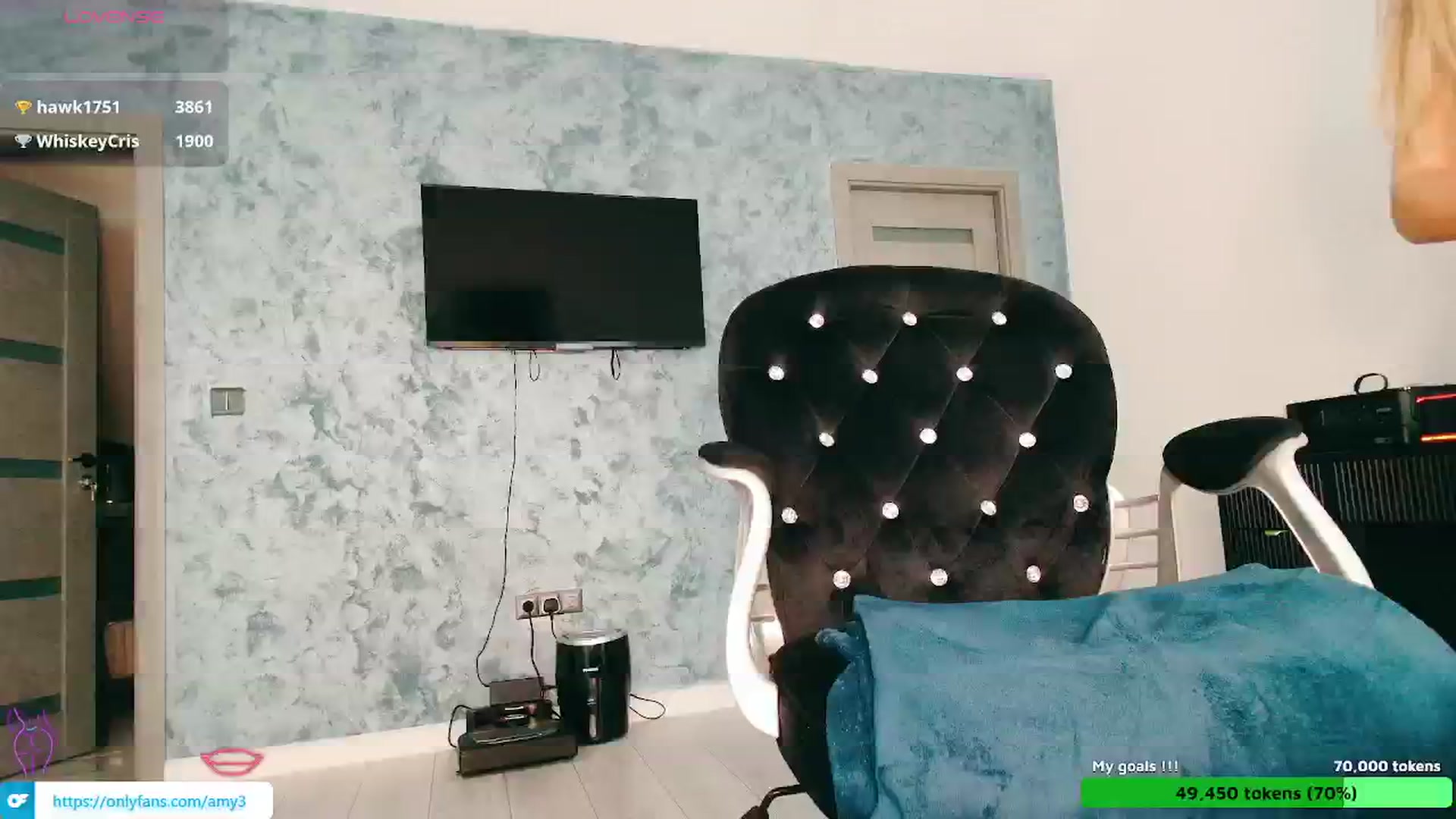 Gallery image thumbnail from Anastasia331's myfreecams stream on, 03/08/2025, 21:37 image 10 of 20