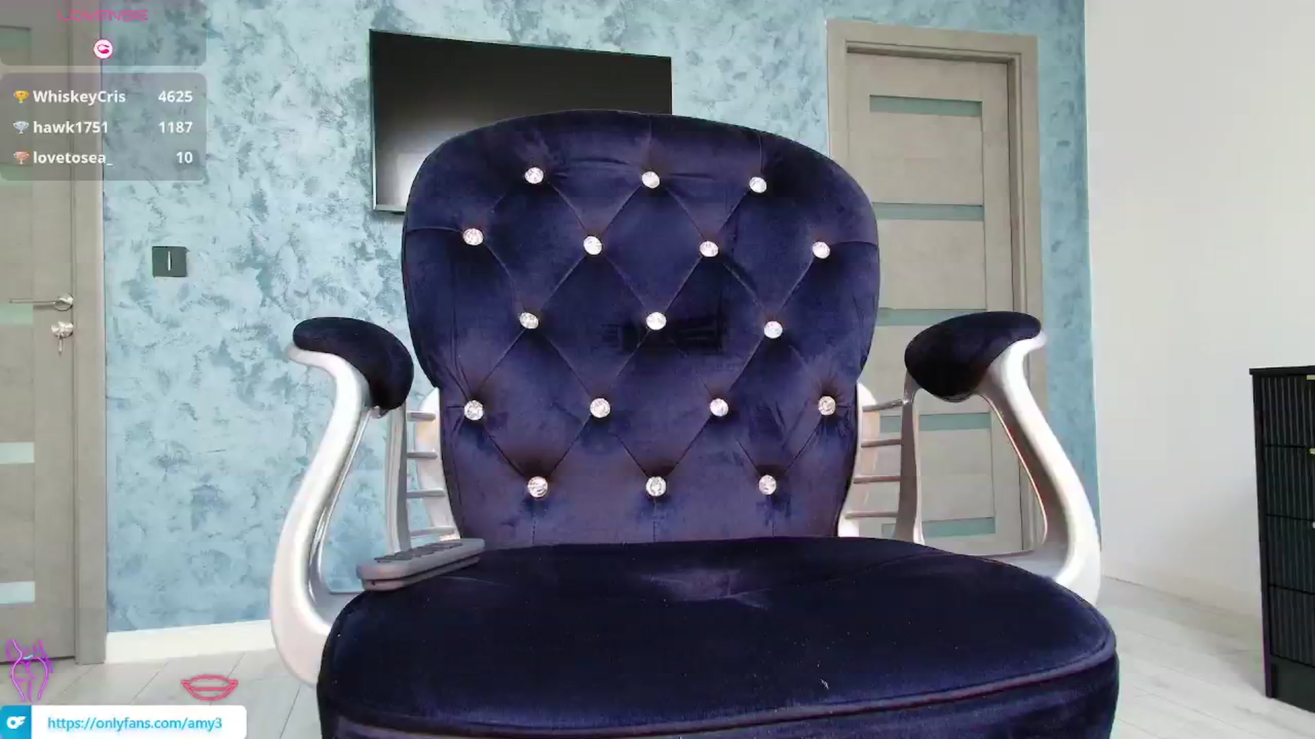 Gallery image thumbnail from Anastasia331's myfreecams stream on, 03/17/2025, 19:00 image 16 of 20