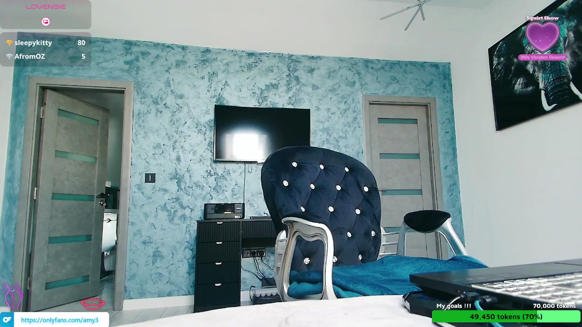 Gallery image thumbnail from Anastasia331's myfreecams stream on, 04/20/2025, 14:43 image 6 of 20