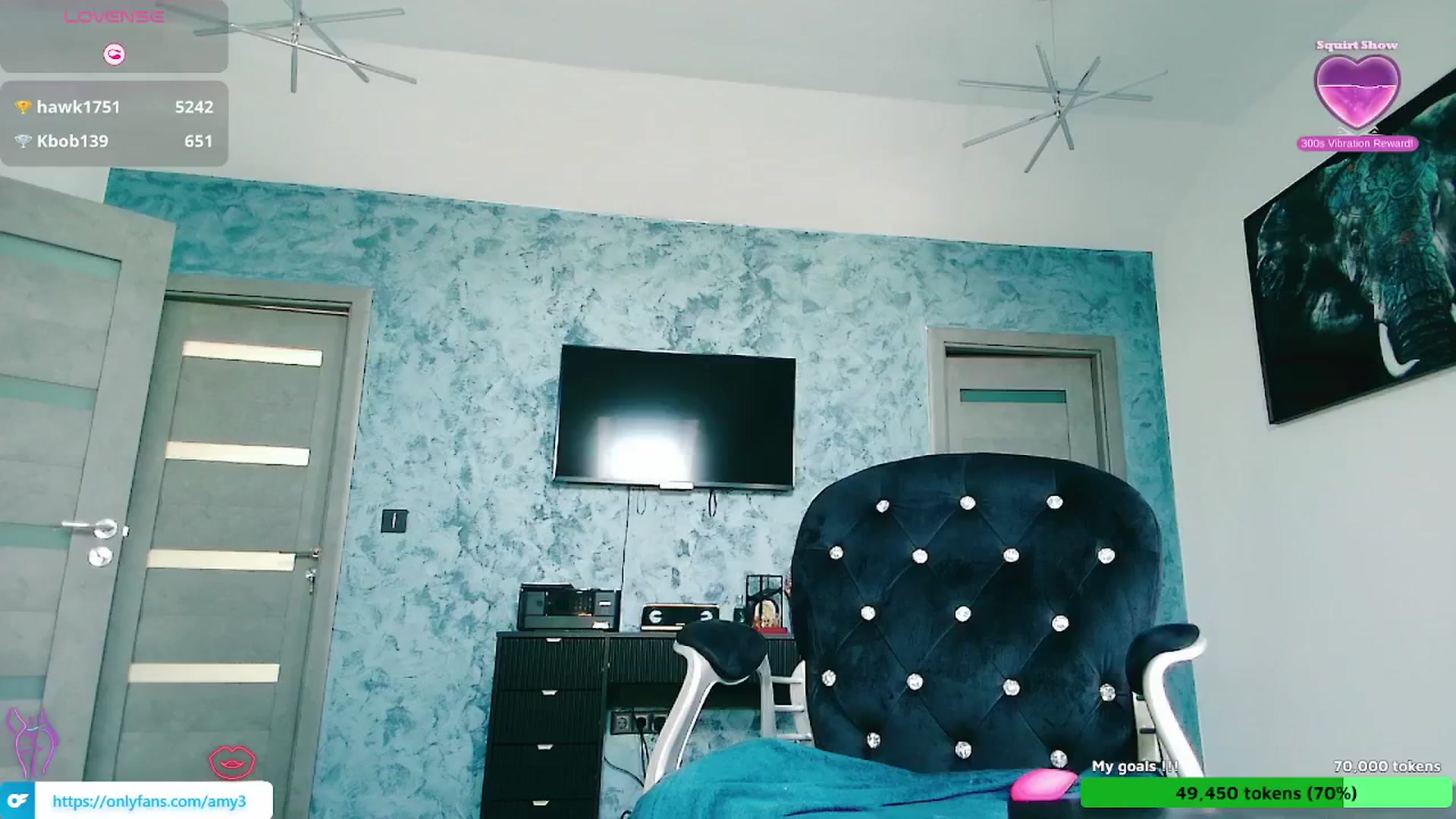 Gallery image thumbnail from Anastasia331's myfreecams stream on, 04/29/2025, 15:40 image 5 of 20
