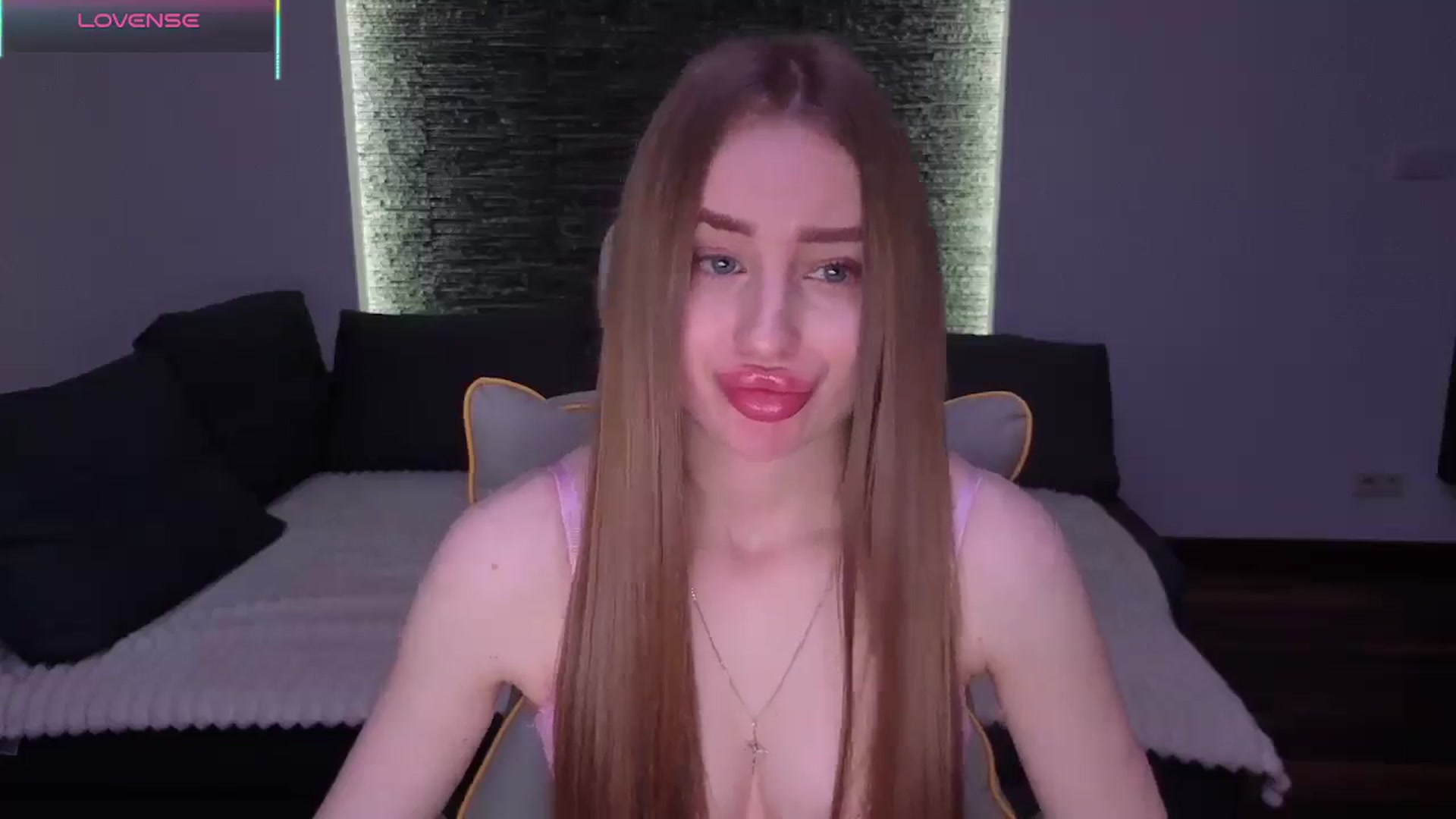 Gallery image thumbnail from AnastasiaSi's myfreecams stream on, 01/01/2026, 14:08 image 14 of 20