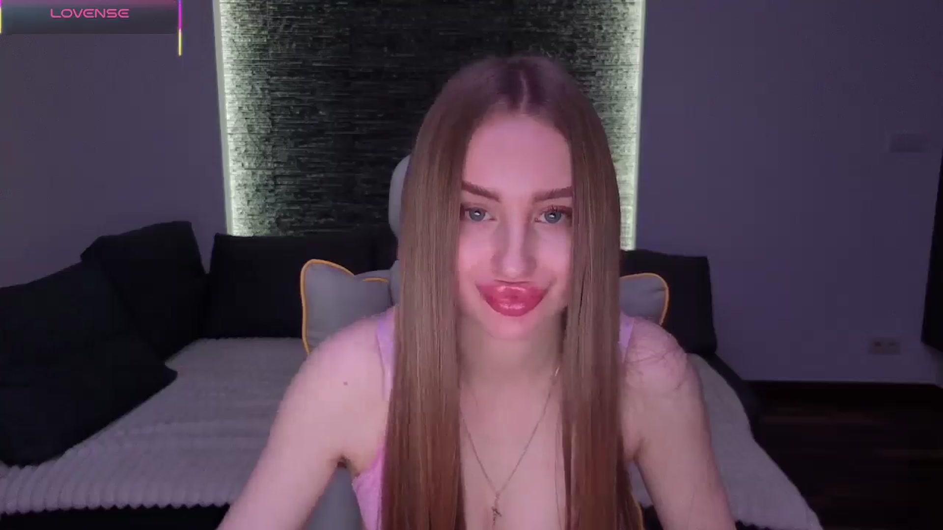 Gallery image thumbnail from AnastasiaSi's myfreecams stream on, 01/01/2026, 14:08 image 13 of 20
