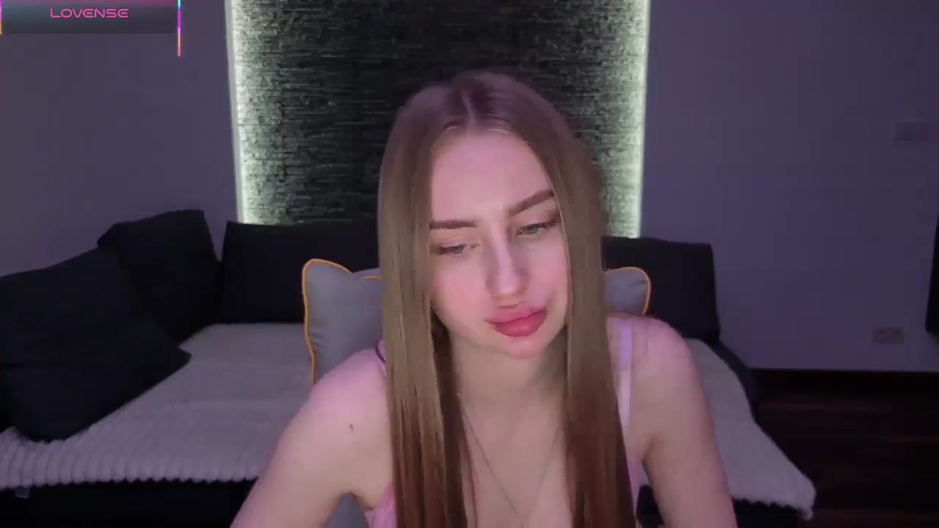 Gallery image thumbnail from AnastasiaSi's myfreecams stream on, 01/01/2026, 17:36 image 2 of 20