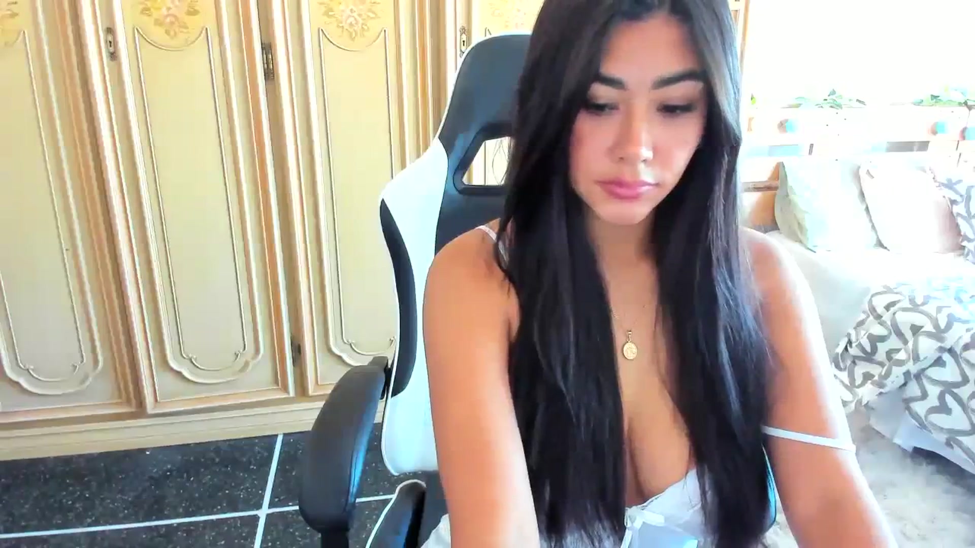 Gallery image thumbnail from Anastasia_sea's myfreecams stream on, 12/16/2023, 10:16 image 2 of 20