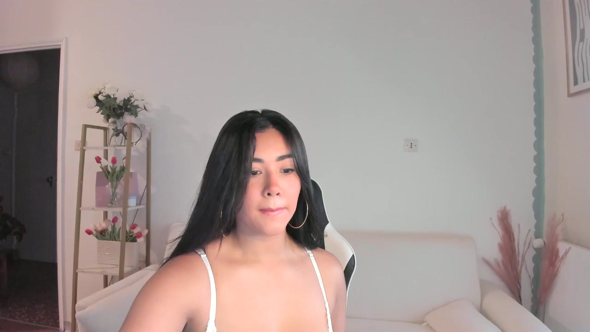 Gallery image thumbnail from Anastasia_sea's myfreecams stream on, 07/07/2024, 17:49 image 4 of 20