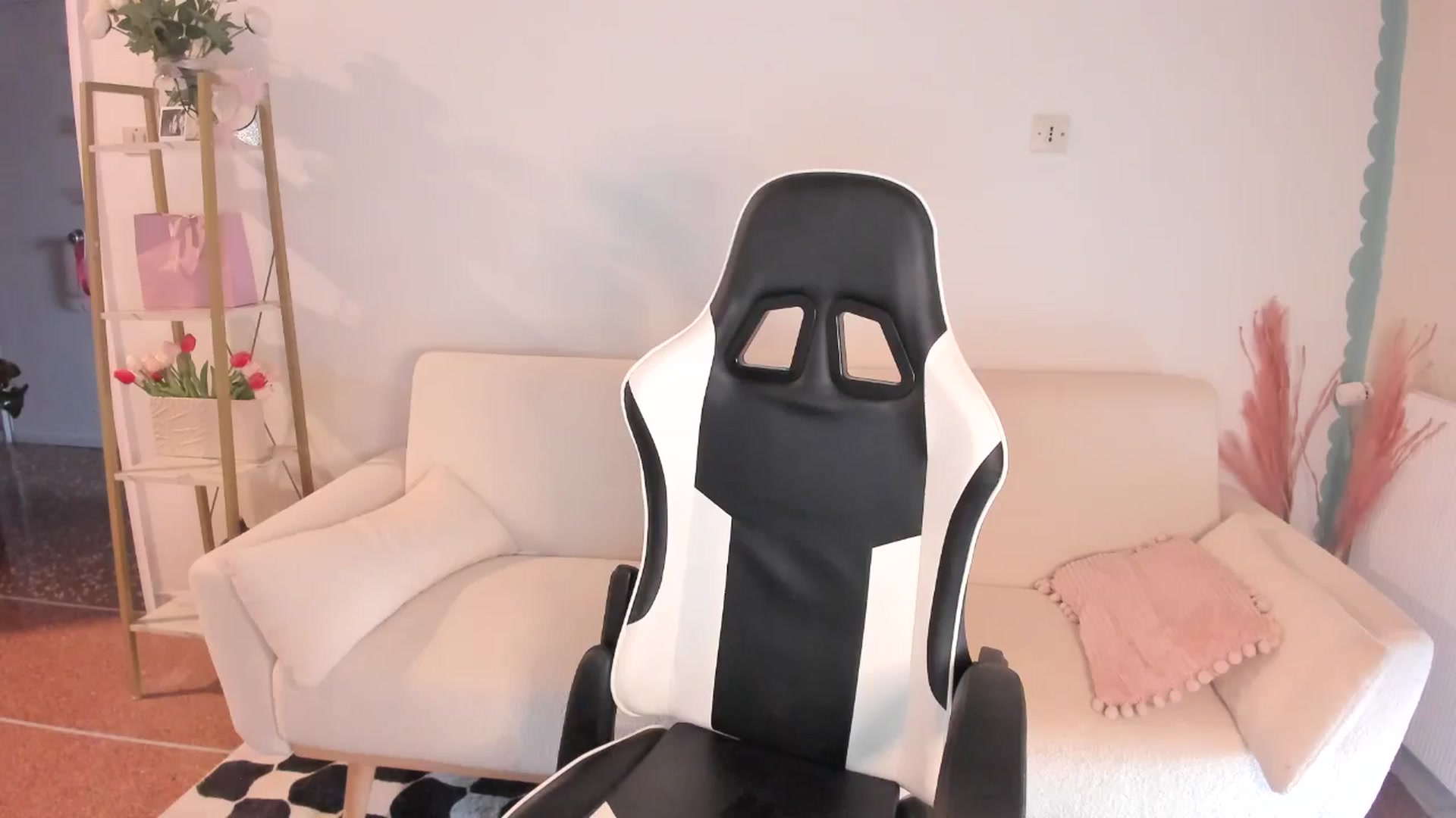 Gallery image thumbnail from Anastasia_sea's myfreecams stream on, 07/26/2024, 05:04 image 12 of 20