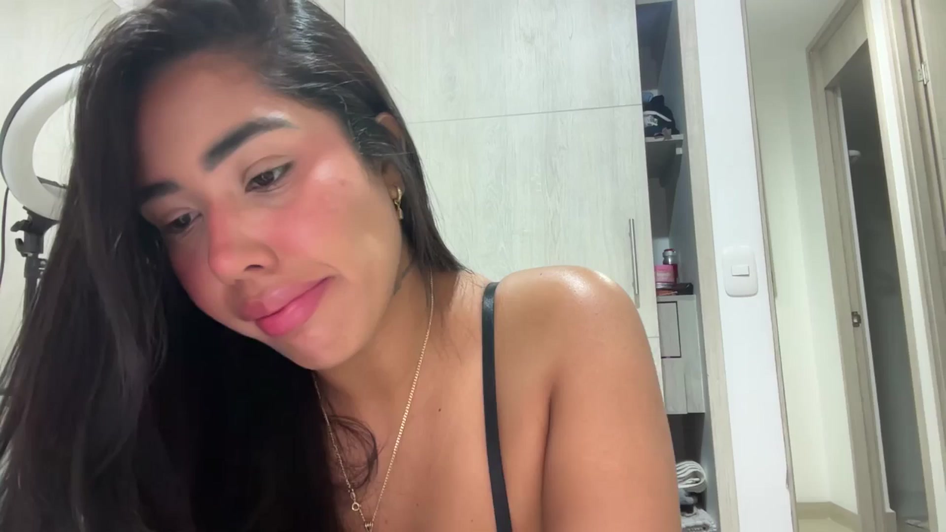 Gallery image thumbnail from Anastasia_sea's myfreecams stream on, 01/20/2025, 02:47 image 1 of 20