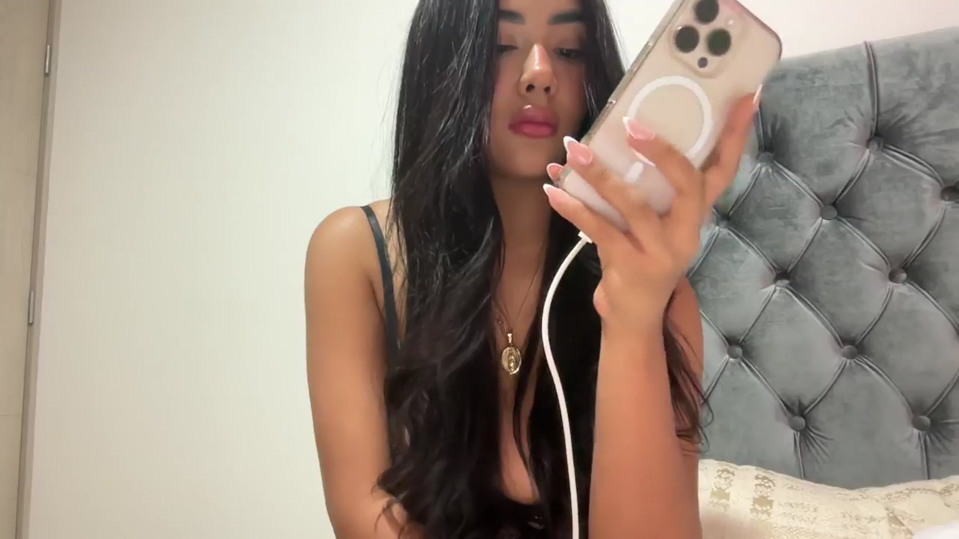 Gallery image thumbnail from Anastasia_sea's myfreecams stream on, 01/20/2025, 04:15 image 9 of 20