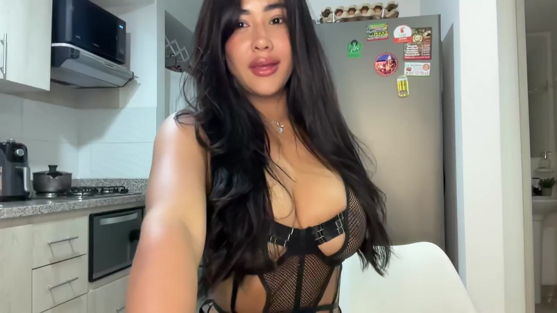 Gallery image thumbnail from Anastasia_sea's myfreecams stream on, 02/05/2025, 04:07 image 1 of 20
