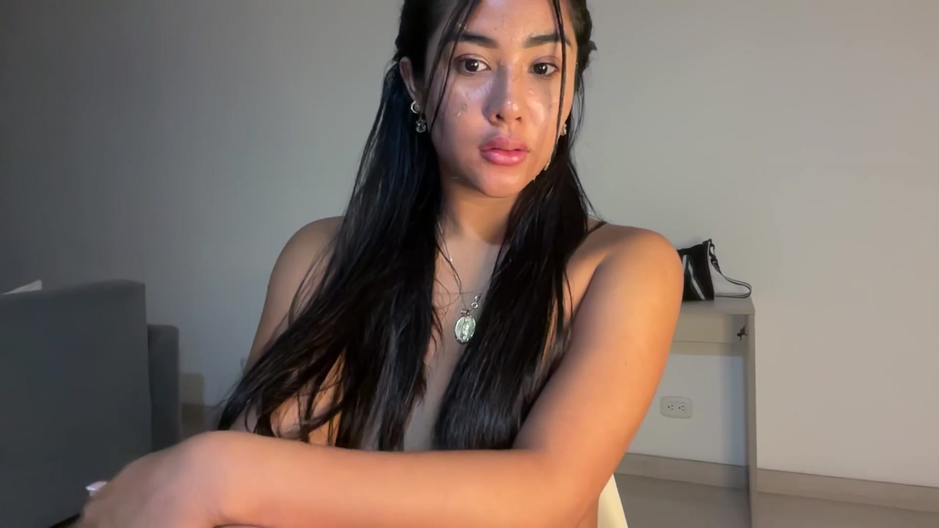 Gallery image thumbnail from Anastasia_sea's myfreecams stream on, 04/01/2025, 06:27 image 14 of 20
