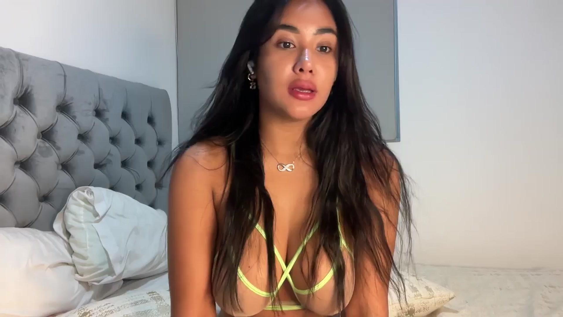 Gallery image thumbnail from Anastasia_sea's myfreecams stream on, 04/04/2025, 03:05 image 5 of 20