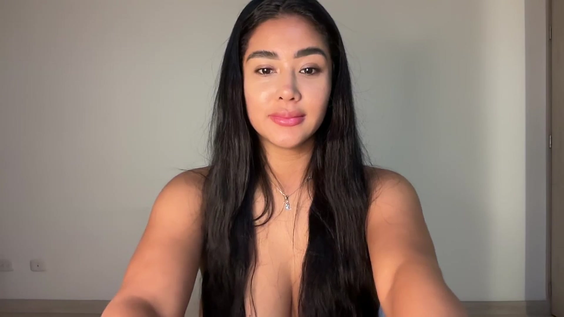 Gallery image thumbnail from Anastasia_sea's myfreecams stream on, 04/16/2025, 04:57 image 10 of 20