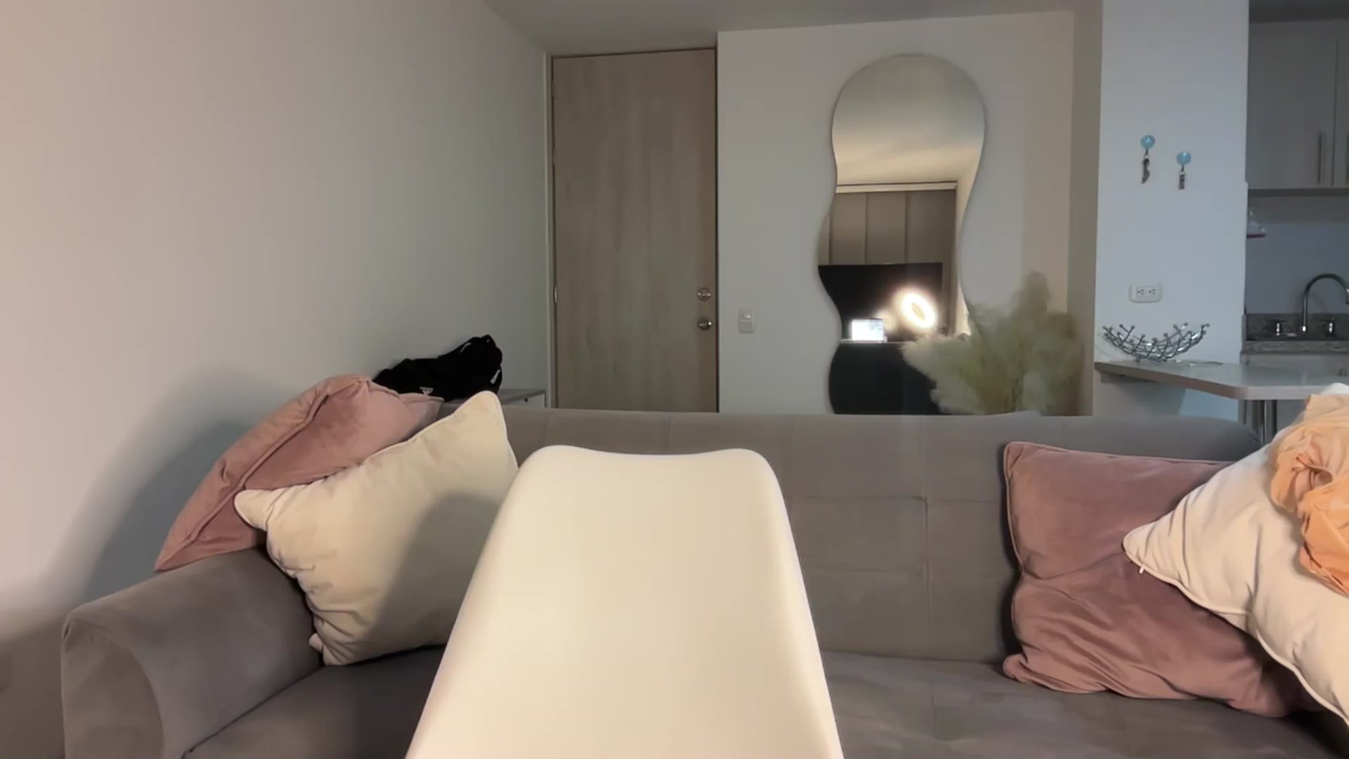 Gallery image thumbnail from Anastasia_sea's myfreecams stream on, 04/24/2025, 05:39 image 10 of 20