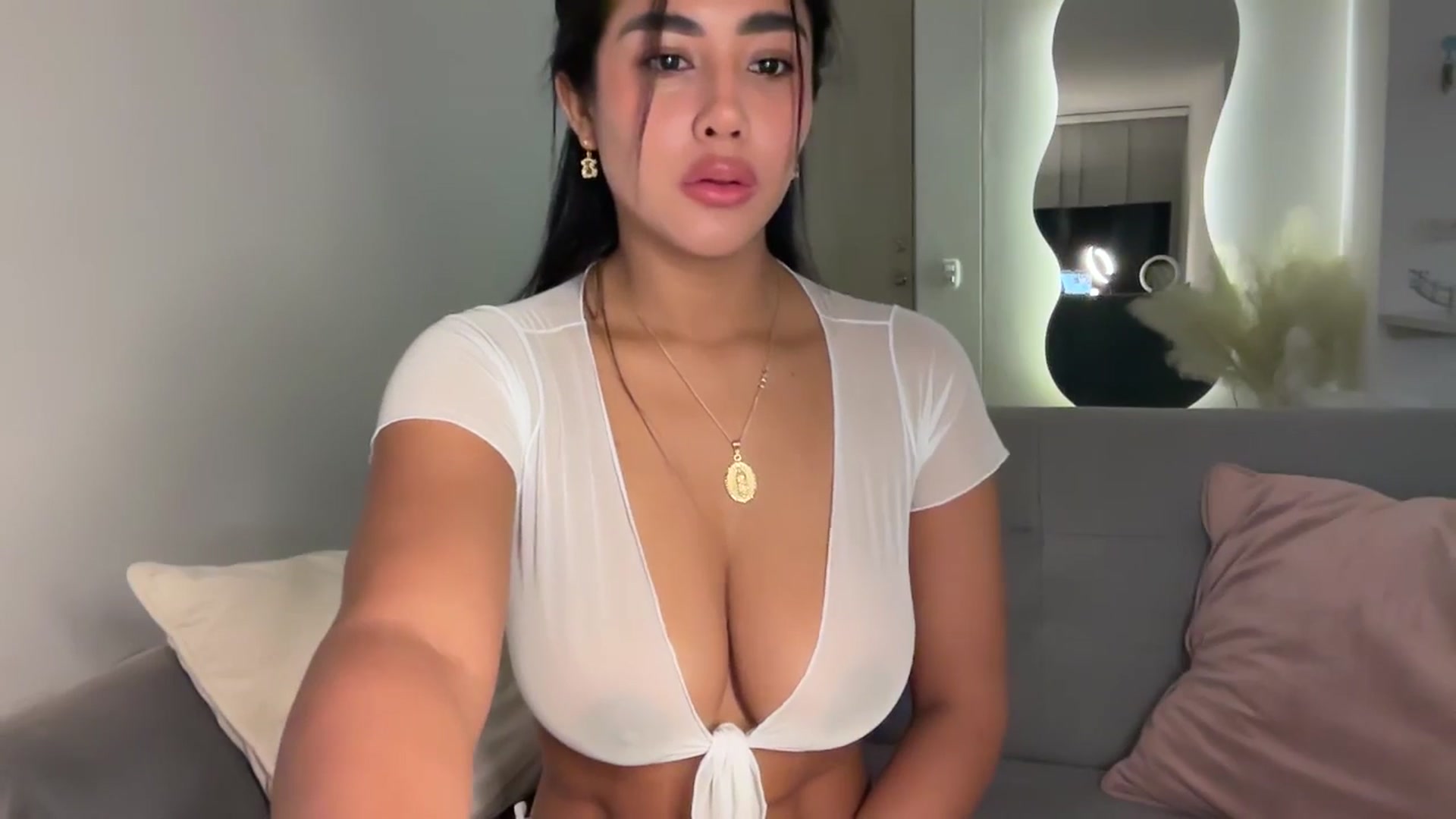 Gallery image thumbnail from Anastasia_sea's myfreecams stream on, 04/27/2025, 04:27 image 14 of 20