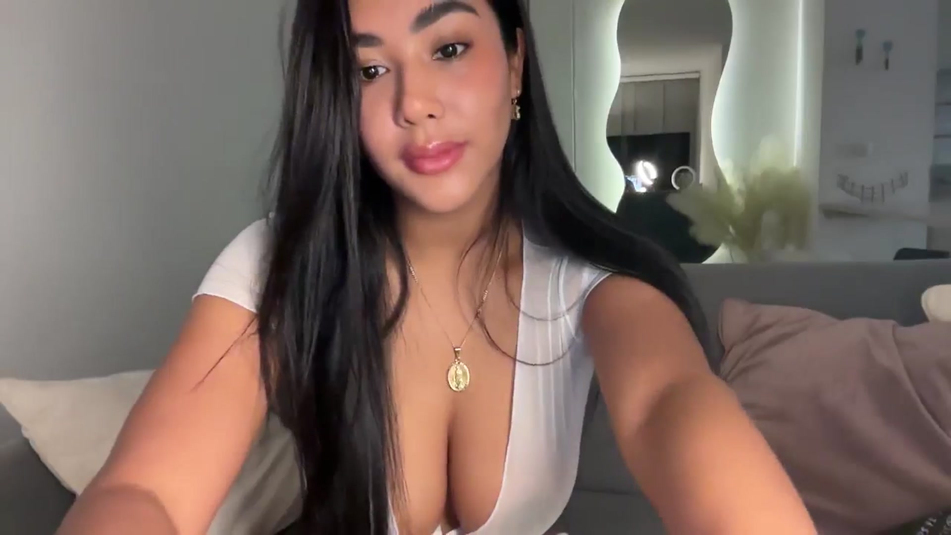 Gallery image thumbnail from Anastasia_sea's myfreecams stream on, 04/27/2025, 04:27 image 4 of 20