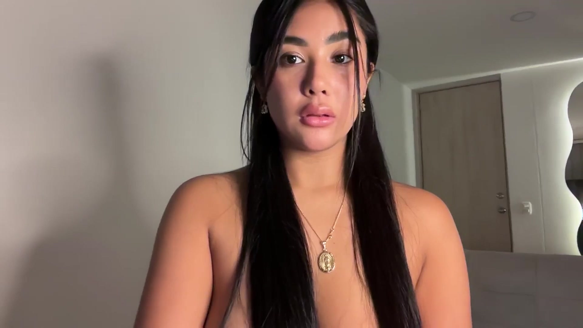 Gallery image thumbnail from Anastasia_sea's myfreecams stream on, 04/27/2025, 05:26 image 15 of 20