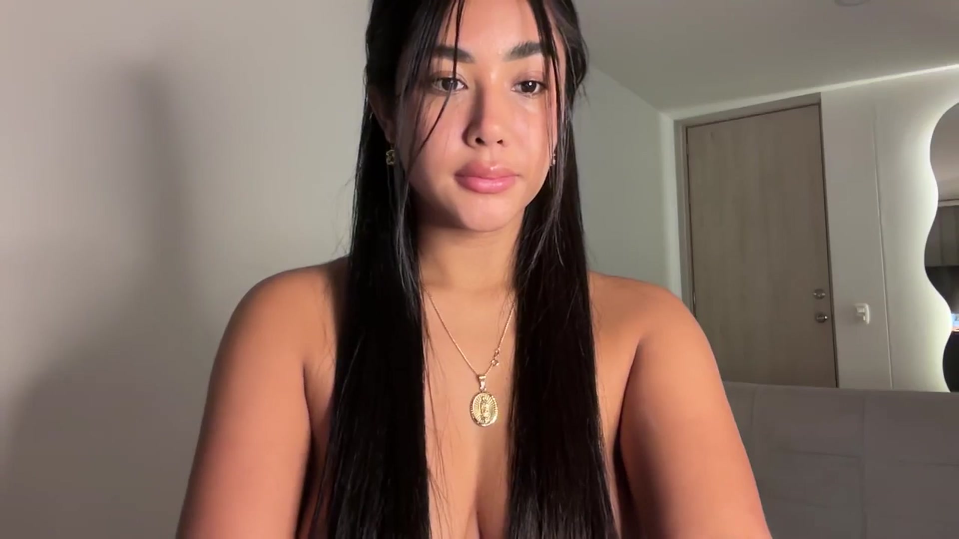 Gallery image thumbnail from Anastasia_sea's myfreecams stream on, 04/27/2025, 05:26 image 8 of 20
