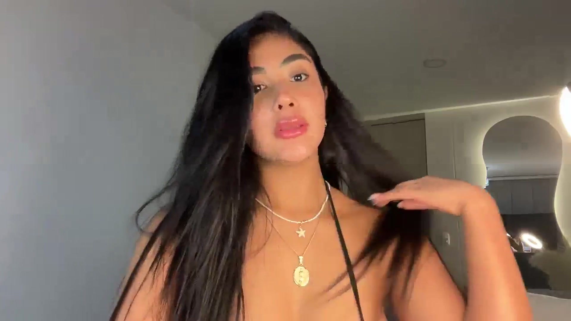 Gallery image thumbnail from Anastasia_sea's myfreecams stream on, 04/30/2025, 06:43 image 10 of 20