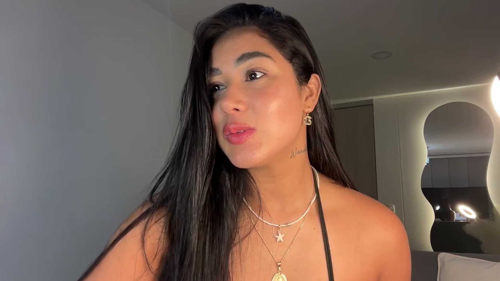 Gallery image thumbnail from Anastasia_sea's myfreecams stream on, 04/30/2025, 06:43 image 8 of 20