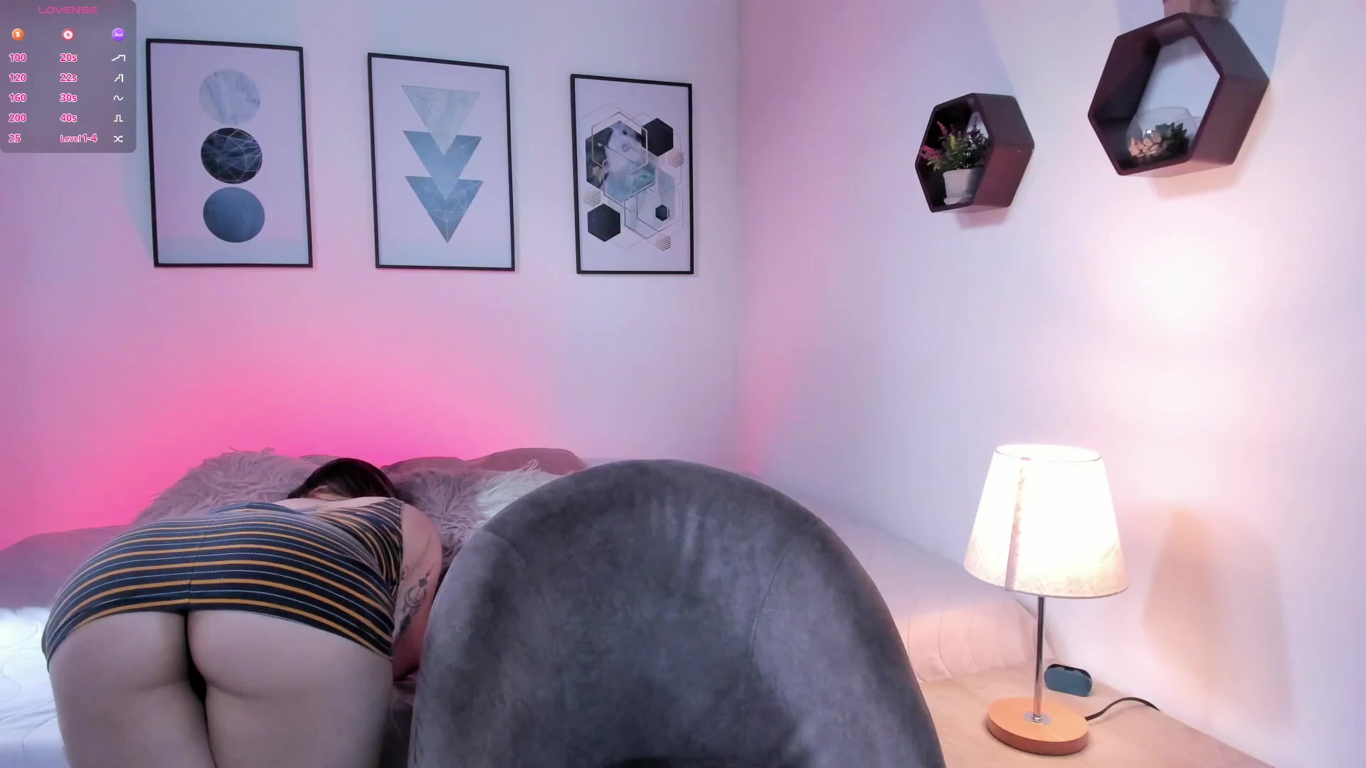 Gallery image thumbnail from Anatorres_'s myfreecams stream on, 12/16/2025, 22:51 image 6 of 20