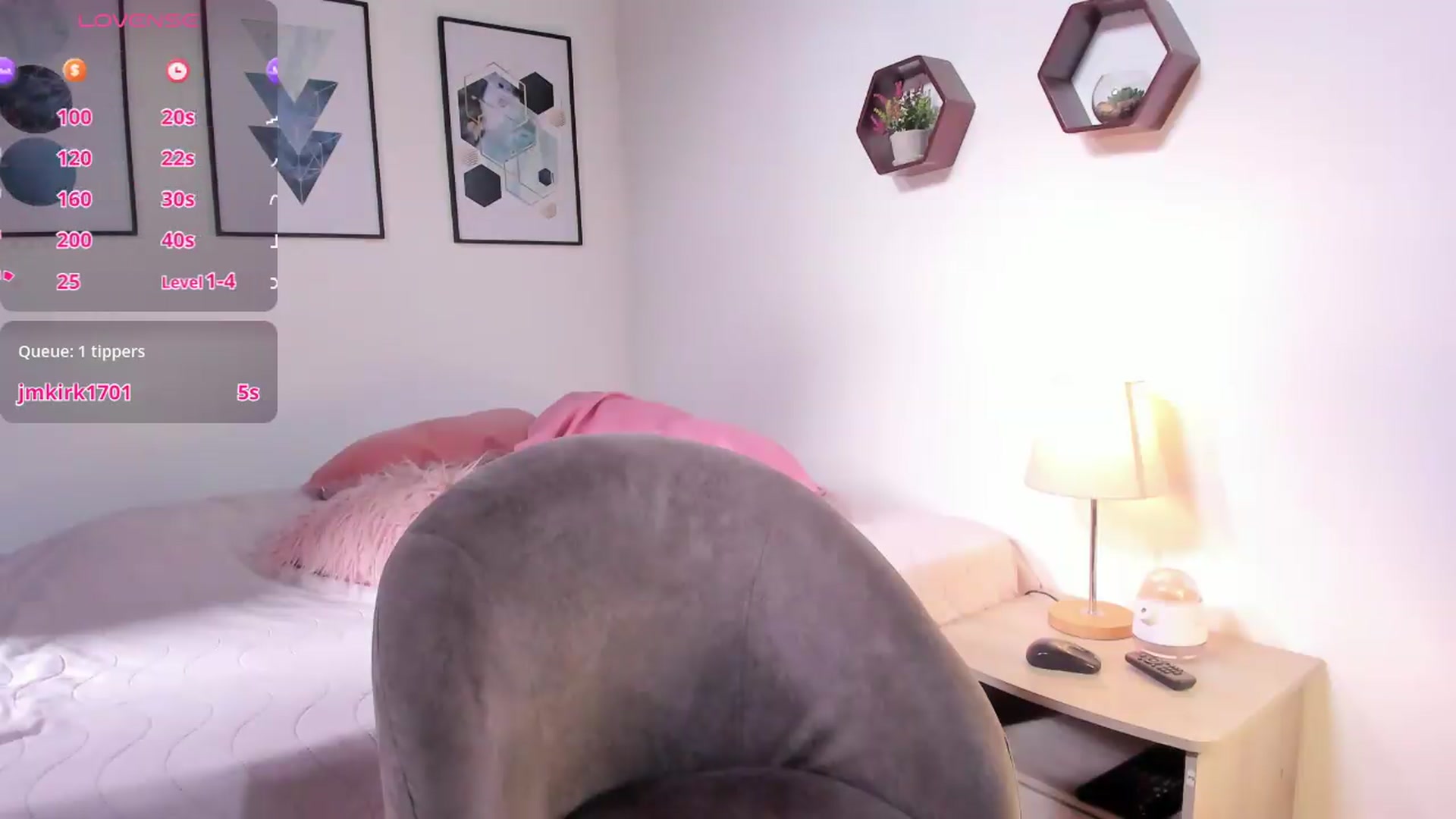 Gallery image thumbnail from Anatorres_'s myfreecams stream on, 06/08/2026, 21:43 image 10 of 20