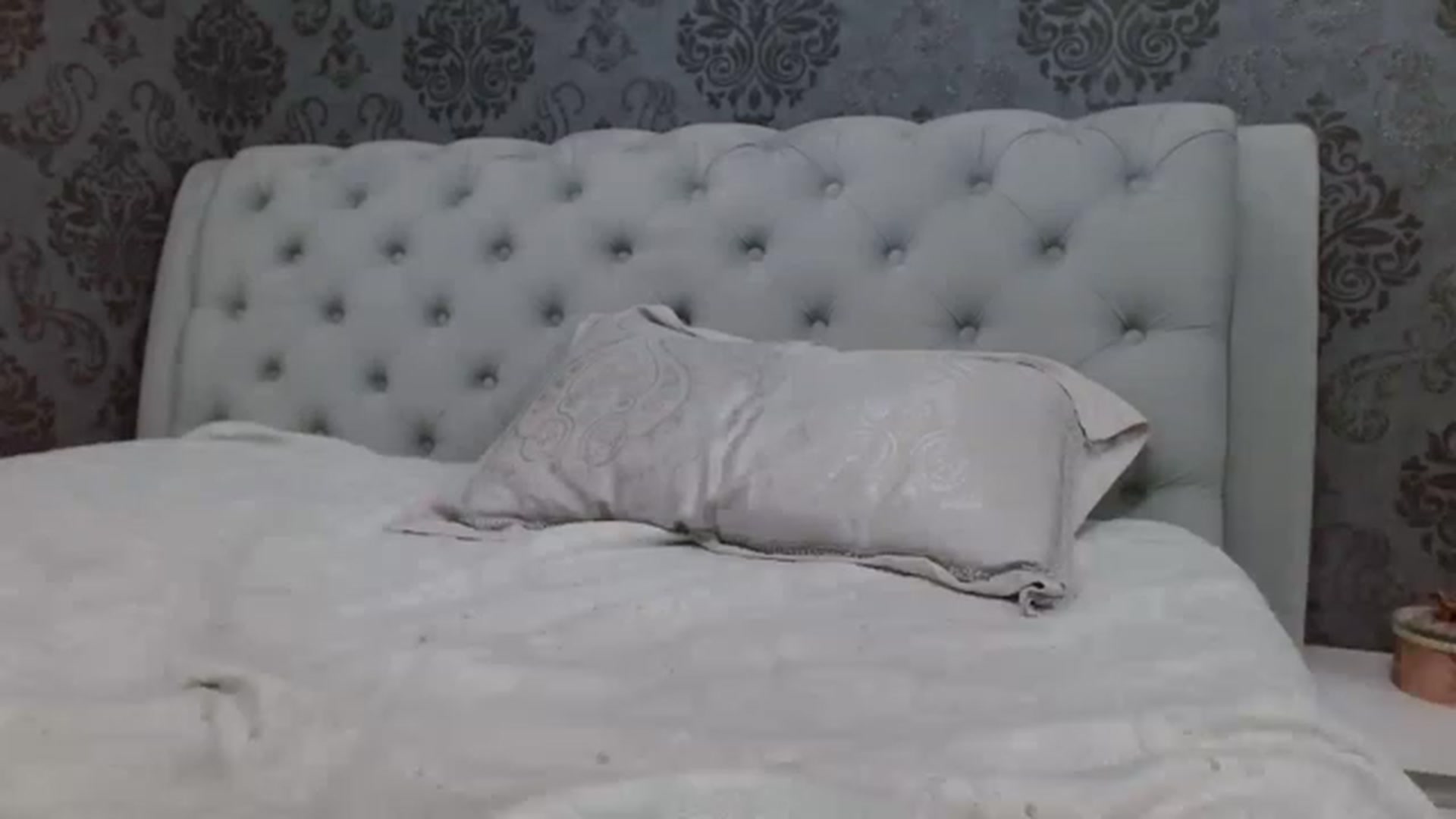 Gallery image thumbnail from Anayys's myfreecams stream on, 11/19/2022, 02:21 image 8 of 20