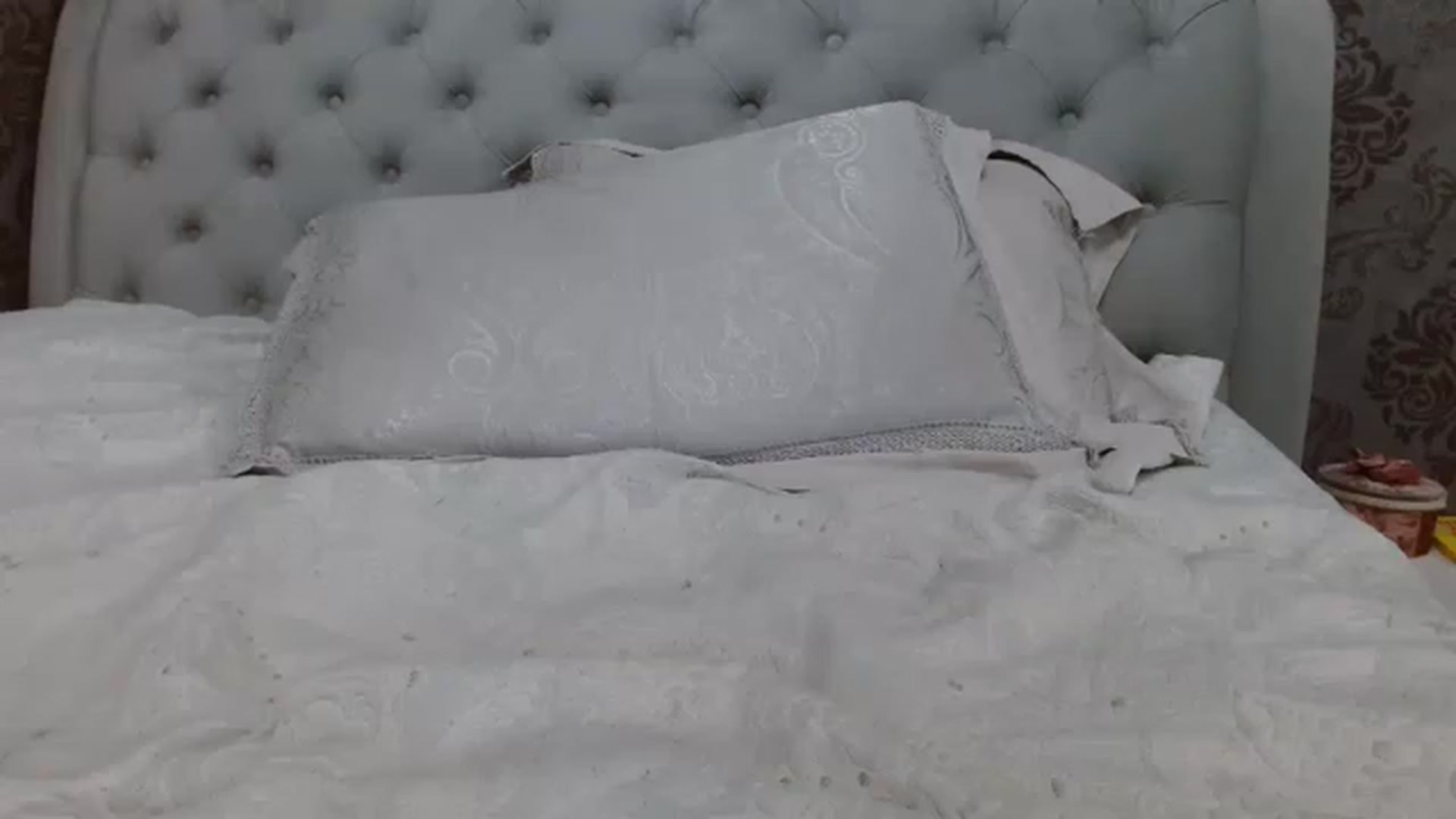Gallery image thumbnail from Anayys's myfreecams stream on, 11/21/2022, 02:44 image 14 of 20