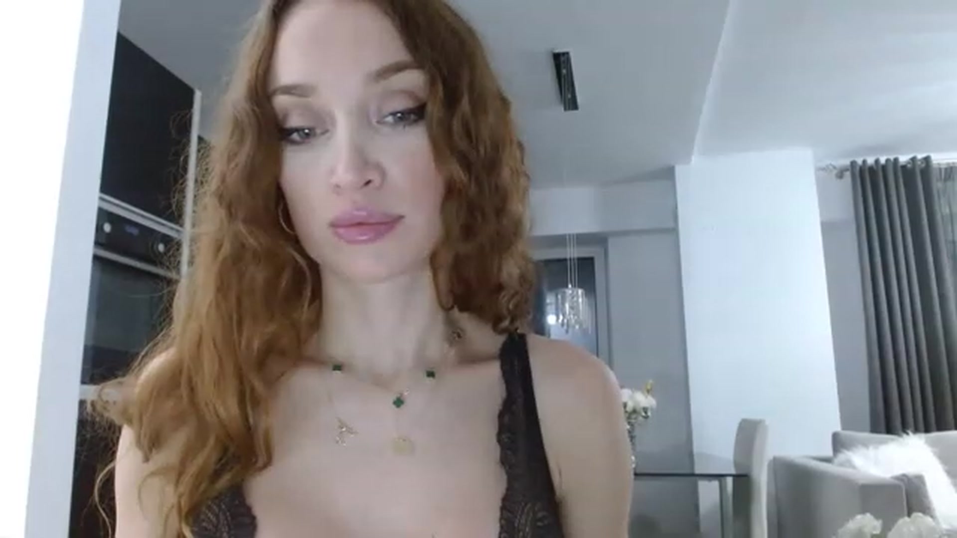 Gallery image thumbnail from Anayys's myfreecams stream on, 11/23/2022, 07:17 image 3 of 20