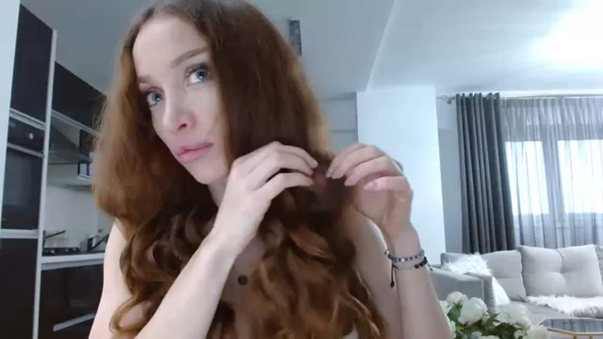 Gallery image thumbnail from Anayys's myfreecams stream on, 12/01/2022, 14:30 image 5 of 20