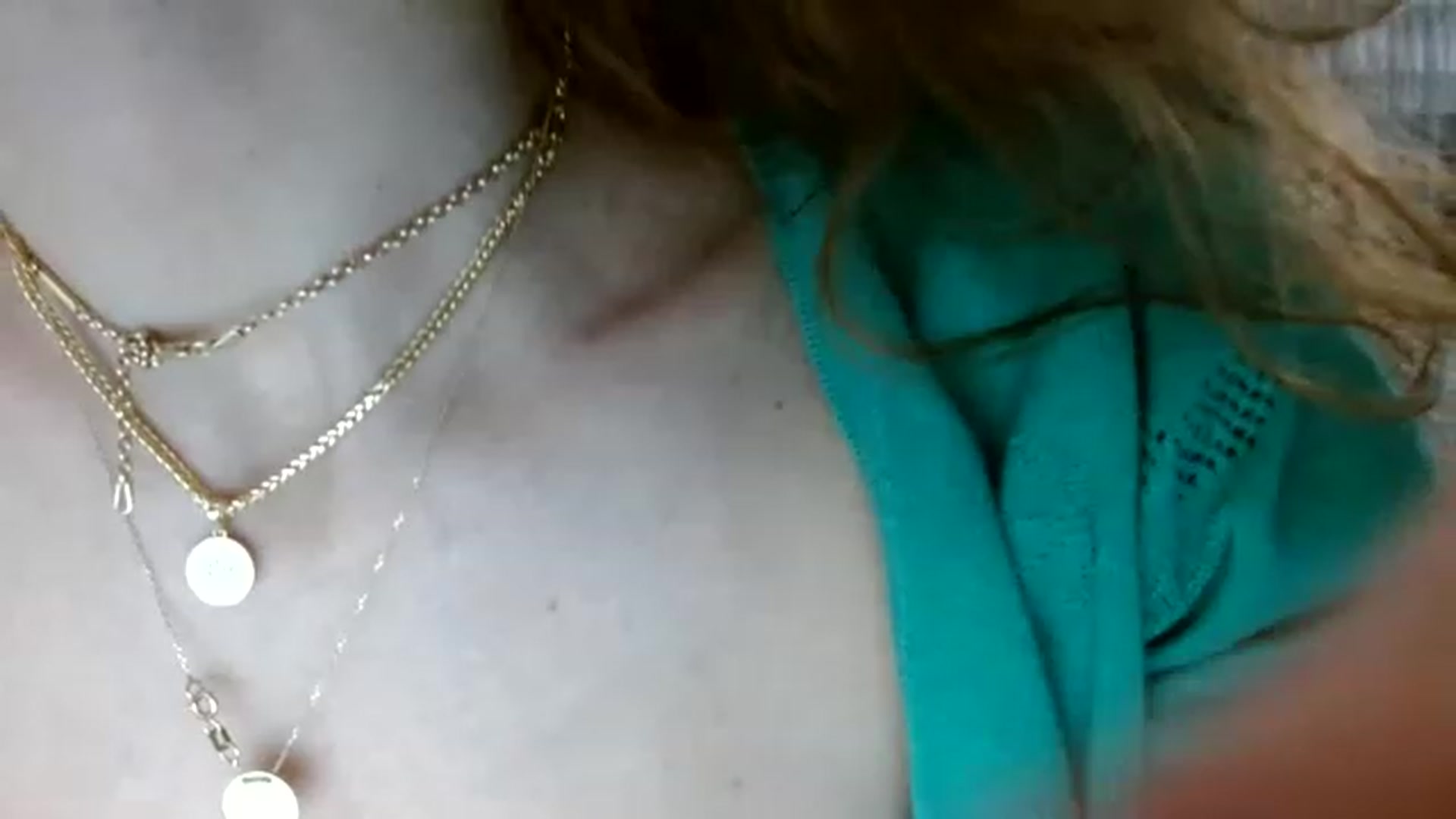 Gallery image thumbnail from Anayys's myfreecams stream on, 12/20/2022, 18:32 image 18 of 20