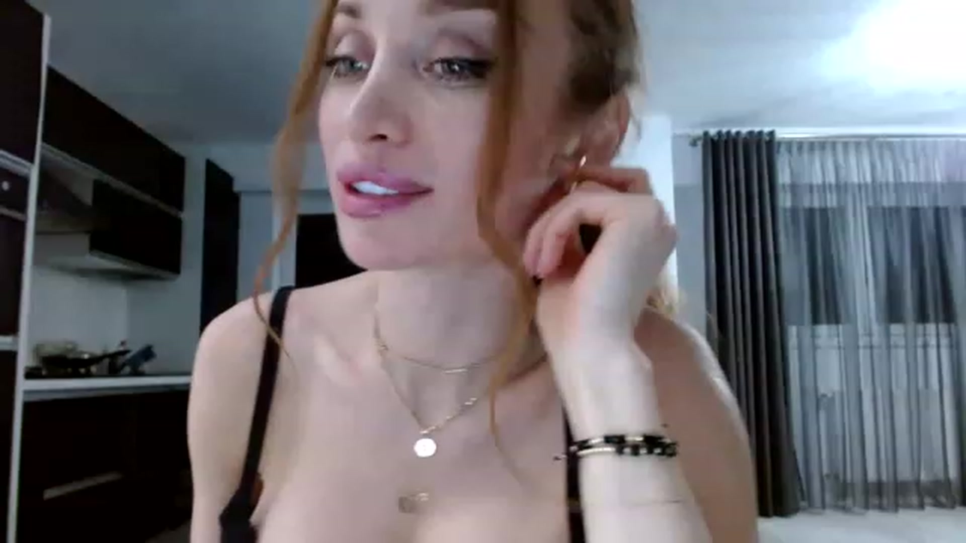 Gallery image thumbnail from Anayys's myfreecams stream on, 01/09/2023, 01:01 image 13 of 20