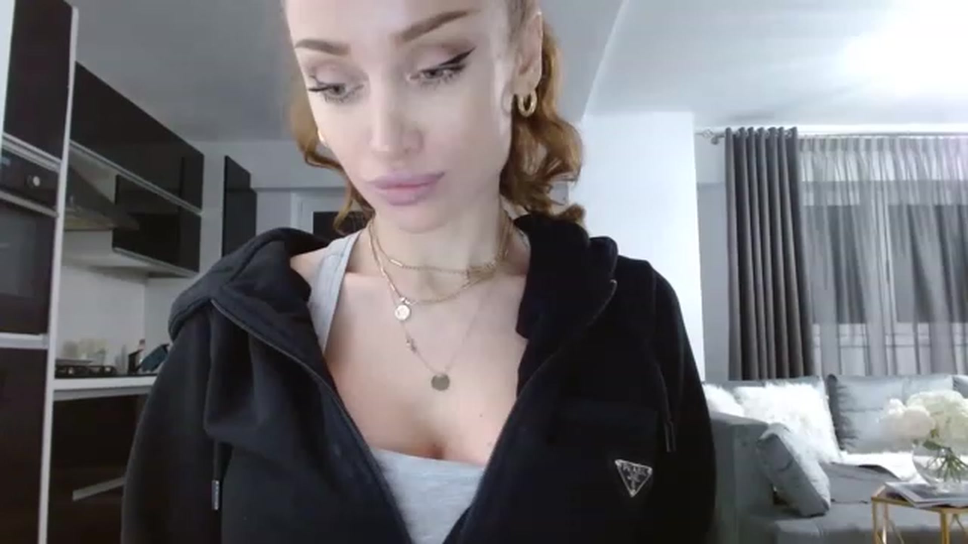 Gallery image thumbnail from Anayys's myfreecams stream on, 01/16/2023, 17:11 image 13 of 20