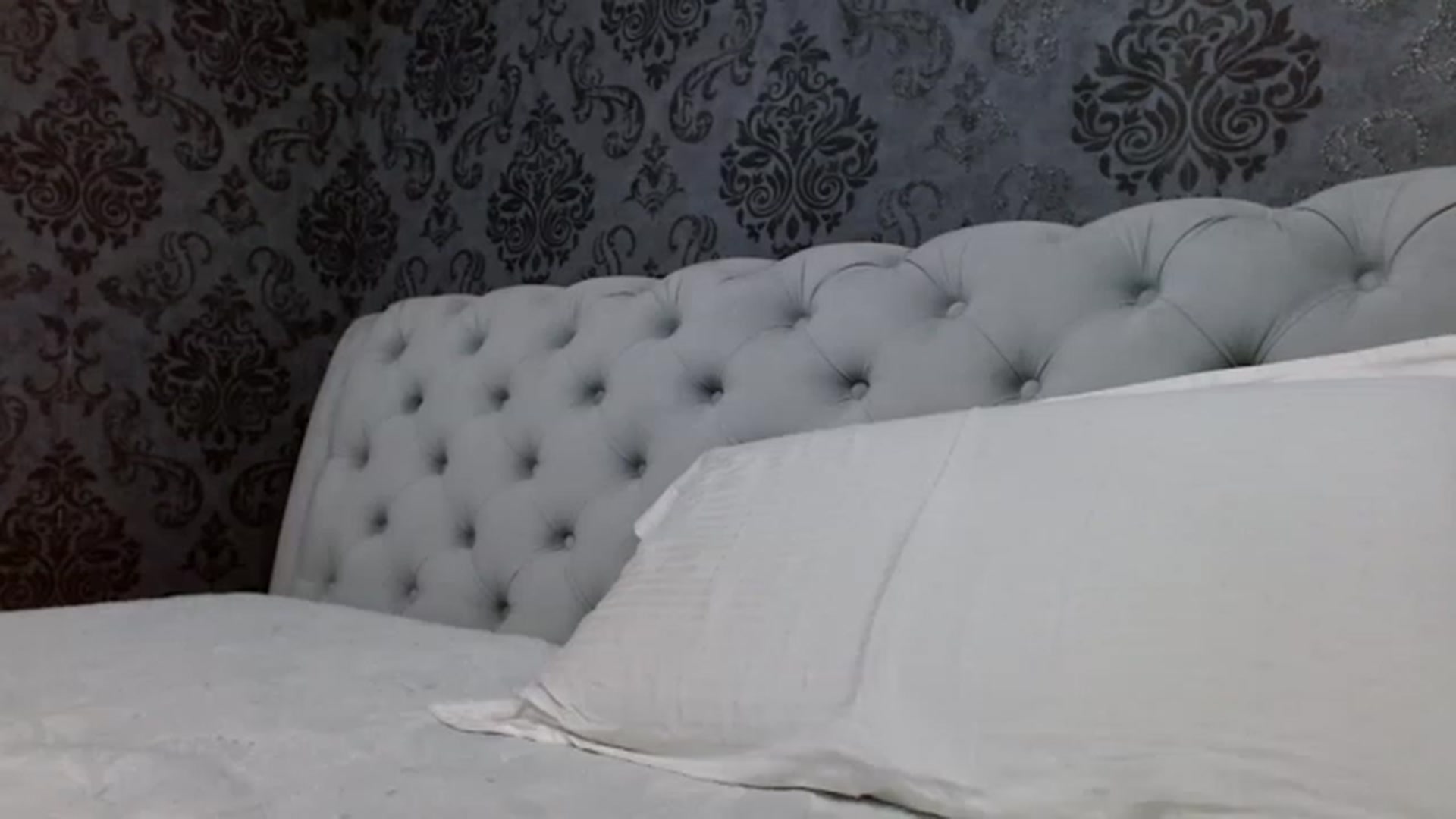 Gallery image thumbnail from Anayys's myfreecams stream on, 01/29/2023, 15:45 image 7 of 20